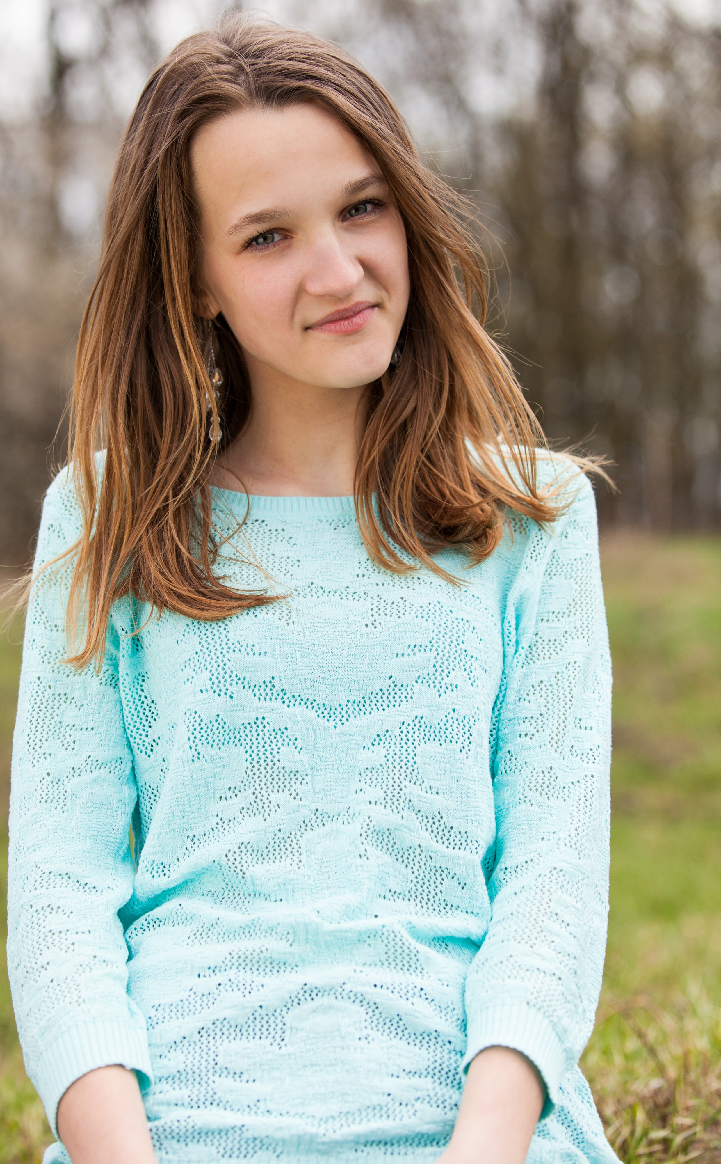 a 13-year-old Catholic girl photographed in April 2015, picture 2
