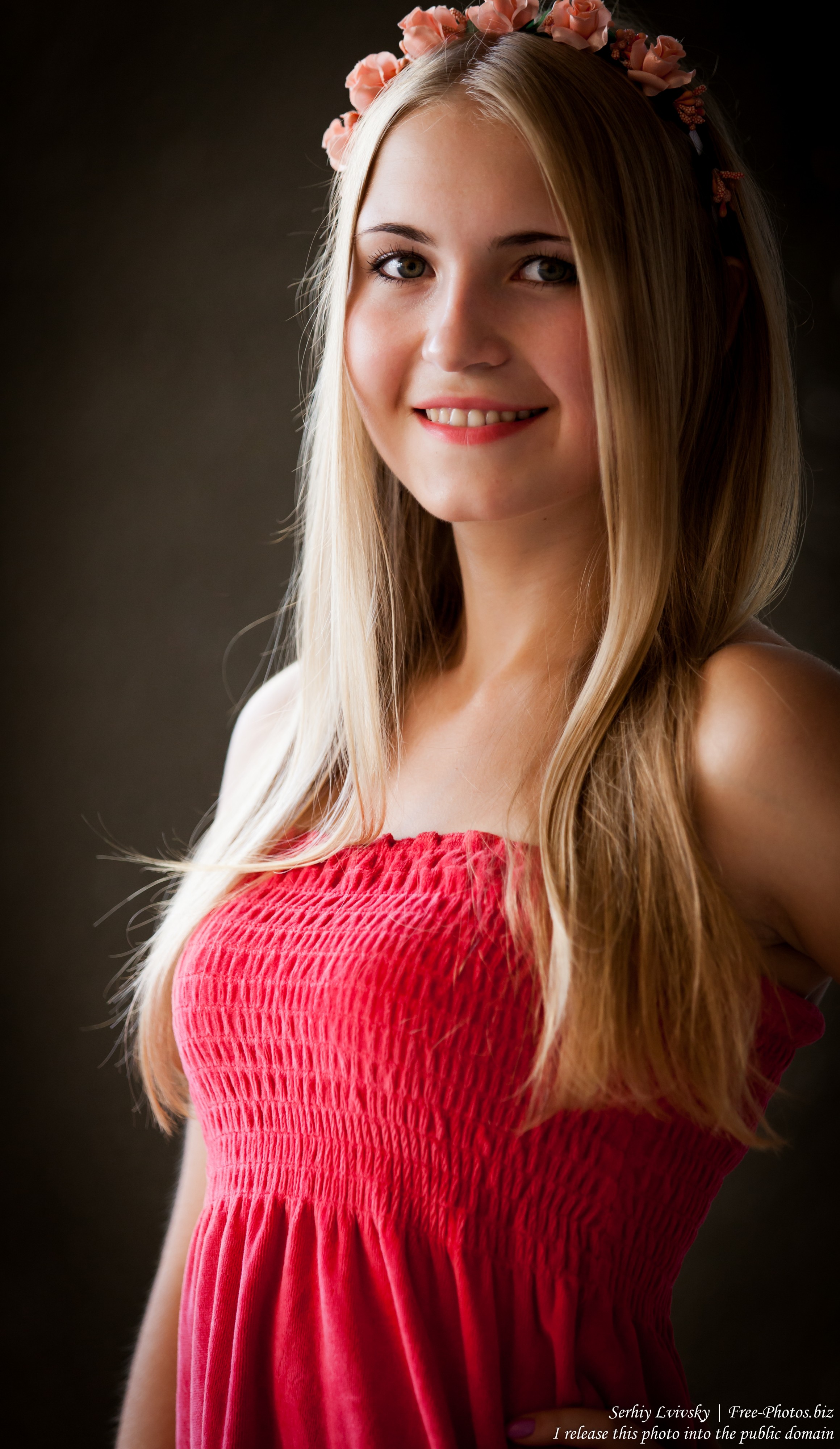 a Catholic 19-year-old natural blond girl photographed in August 2015 by Serhiy Lvivsky, picture 2