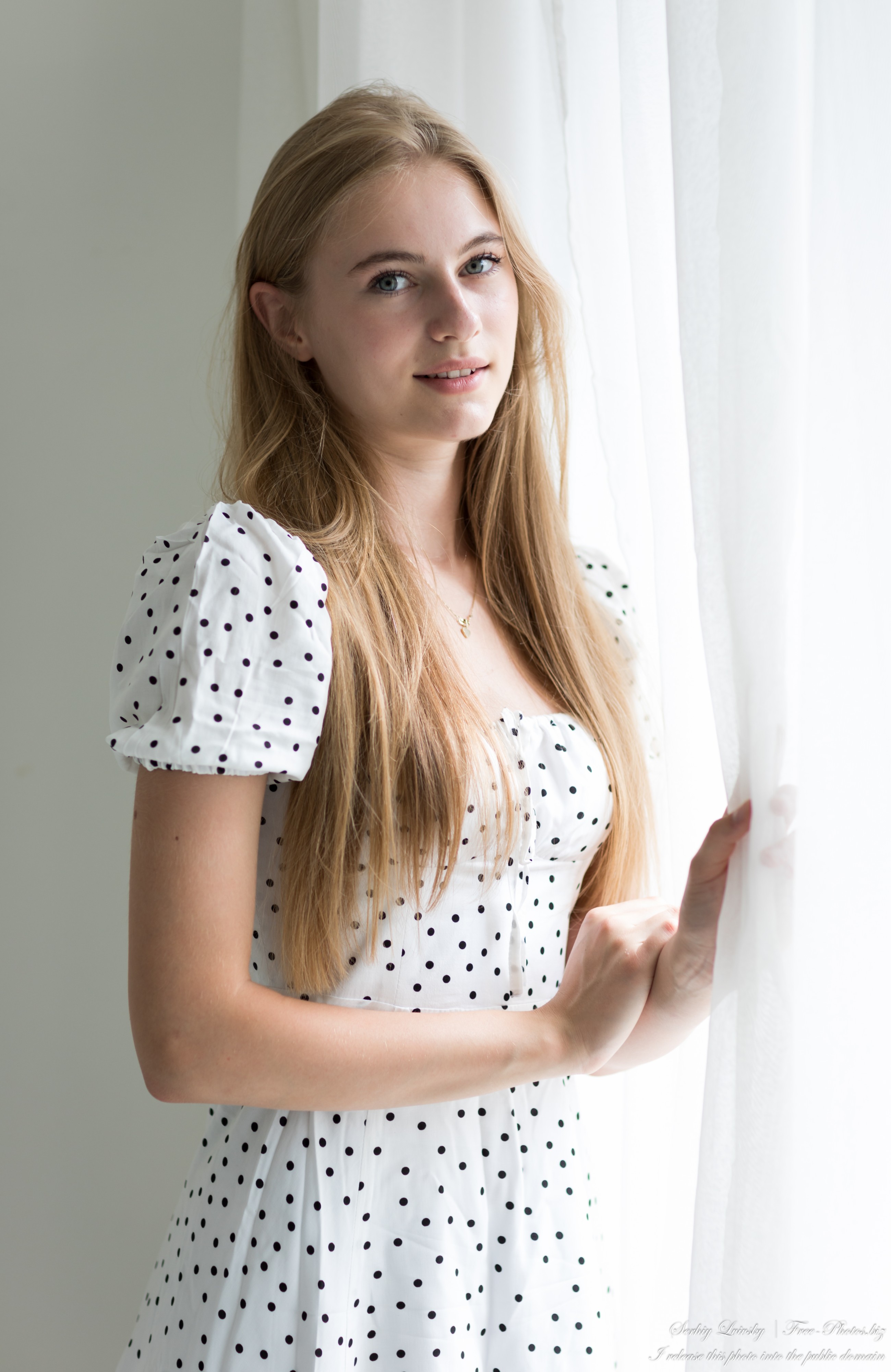Alina - a 16-year-old natural blonde girl photographed in July 2023 by Serhiy Lvivsky, picture 5