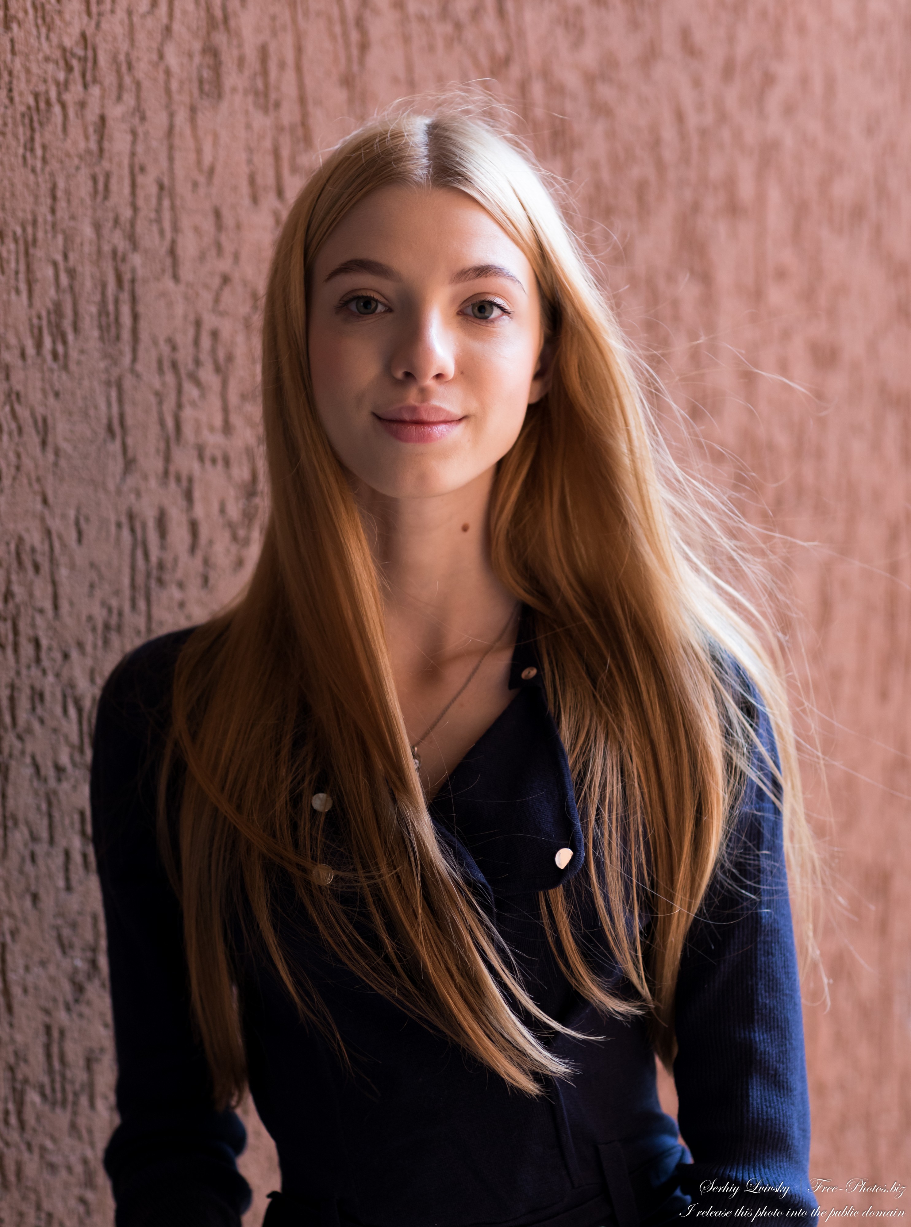 Anna - an 18-year-old girl photographed in October 2020 by Serhiy Lvivsky, picture 22