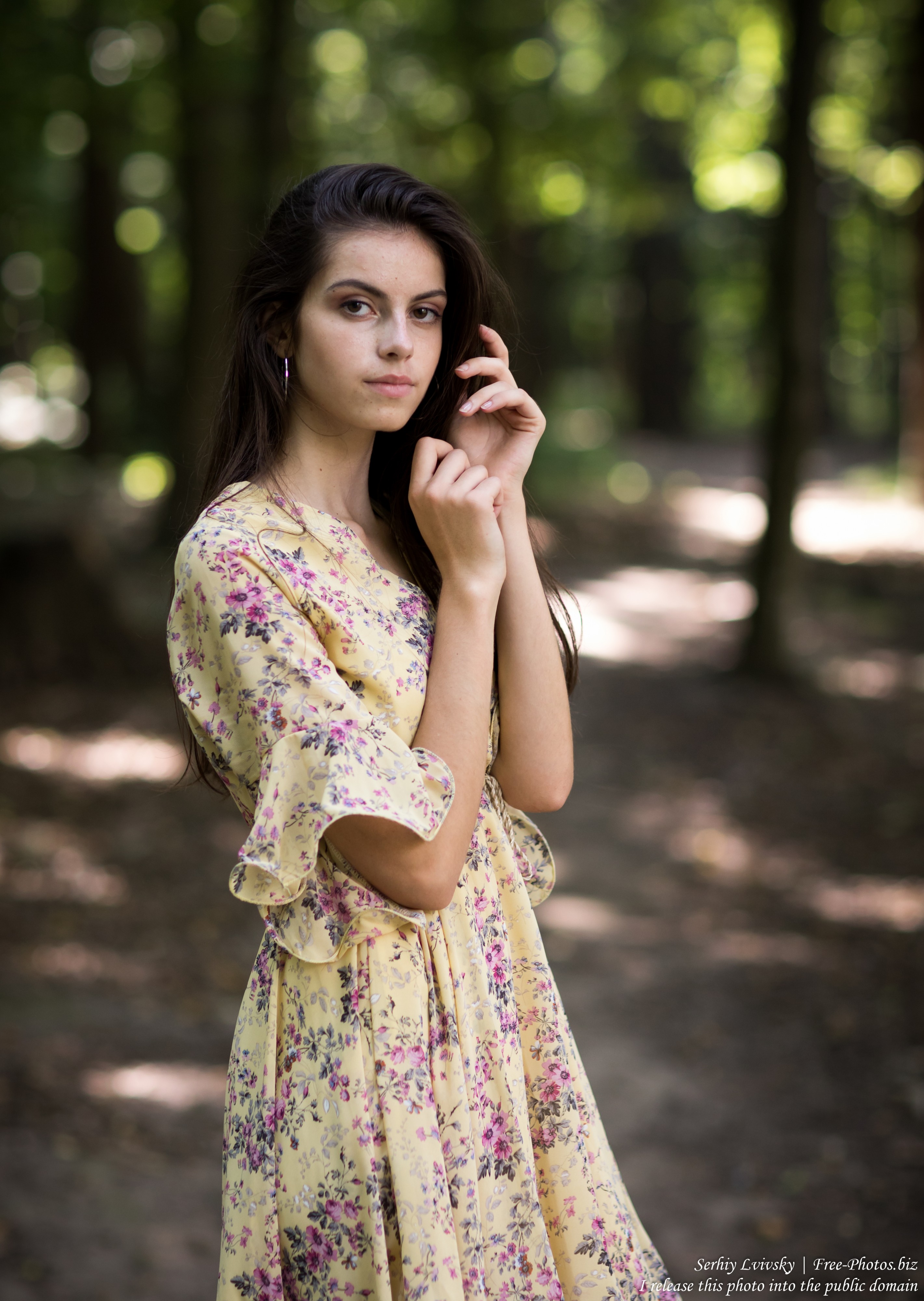 Christina - a 16-year-old brunette girl photographed in July 2019 by Serhiy Lvivsky, picture 18