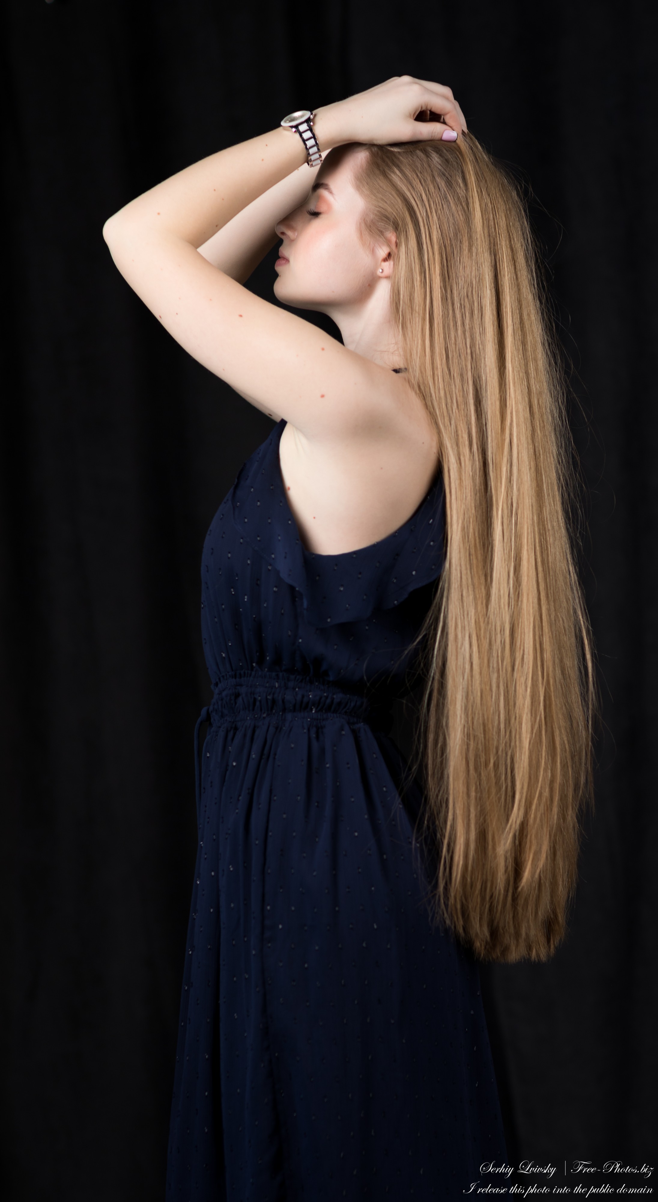 Diana - a 20-year-old girl with natural blonde long hair photographed in May 2023 by Serhiy Lvivsky, picture 5
