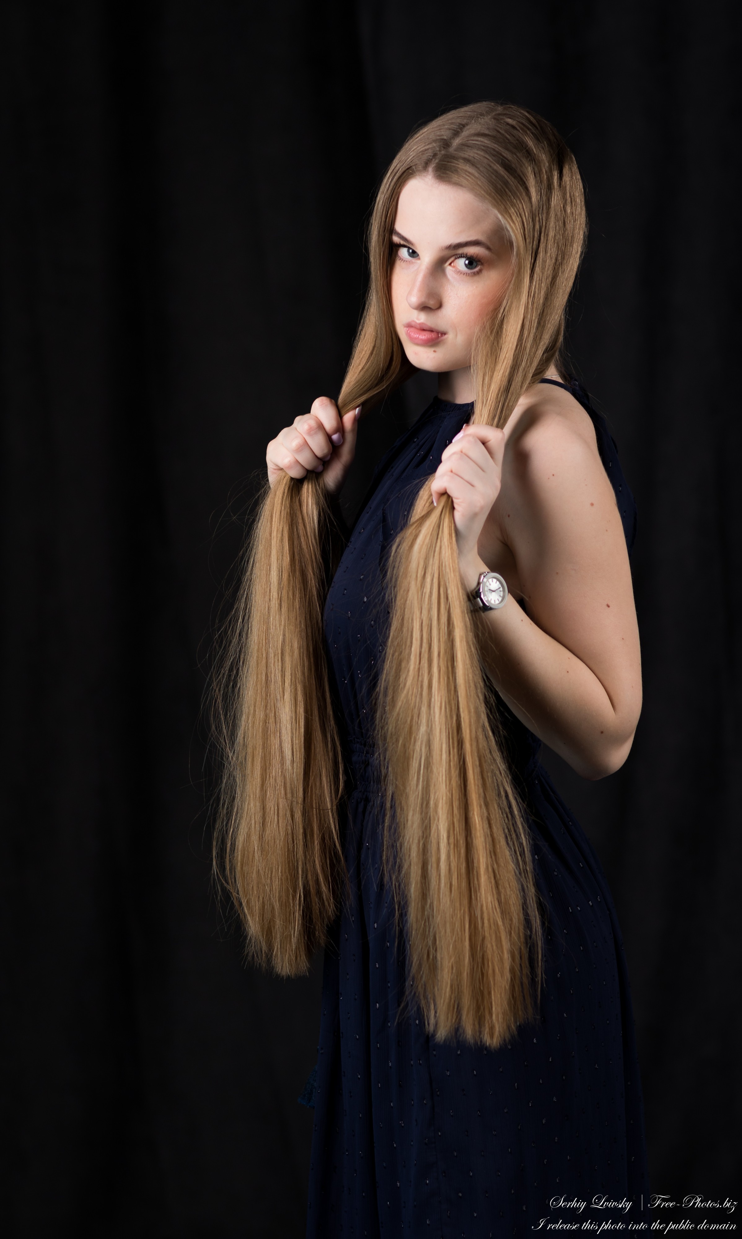 Diana - a 20-year-old girl with natural blonde long hair photographed in May 2023 by Serhiy Lvivsky, picture 7