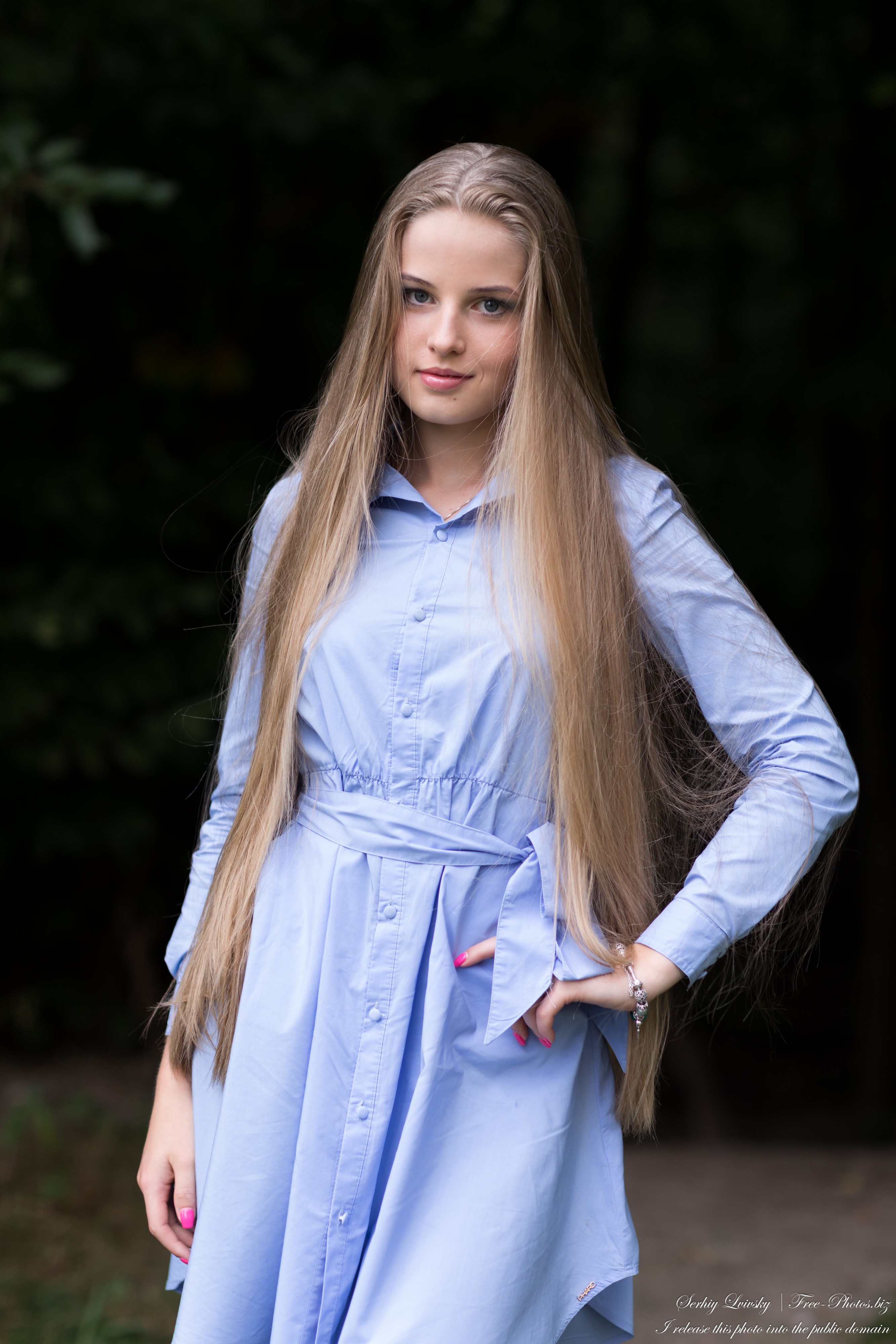 Diana - an 18-year-old natural blonde girl photographed in August 2020 by Serhiy Lvivsky, picture 26