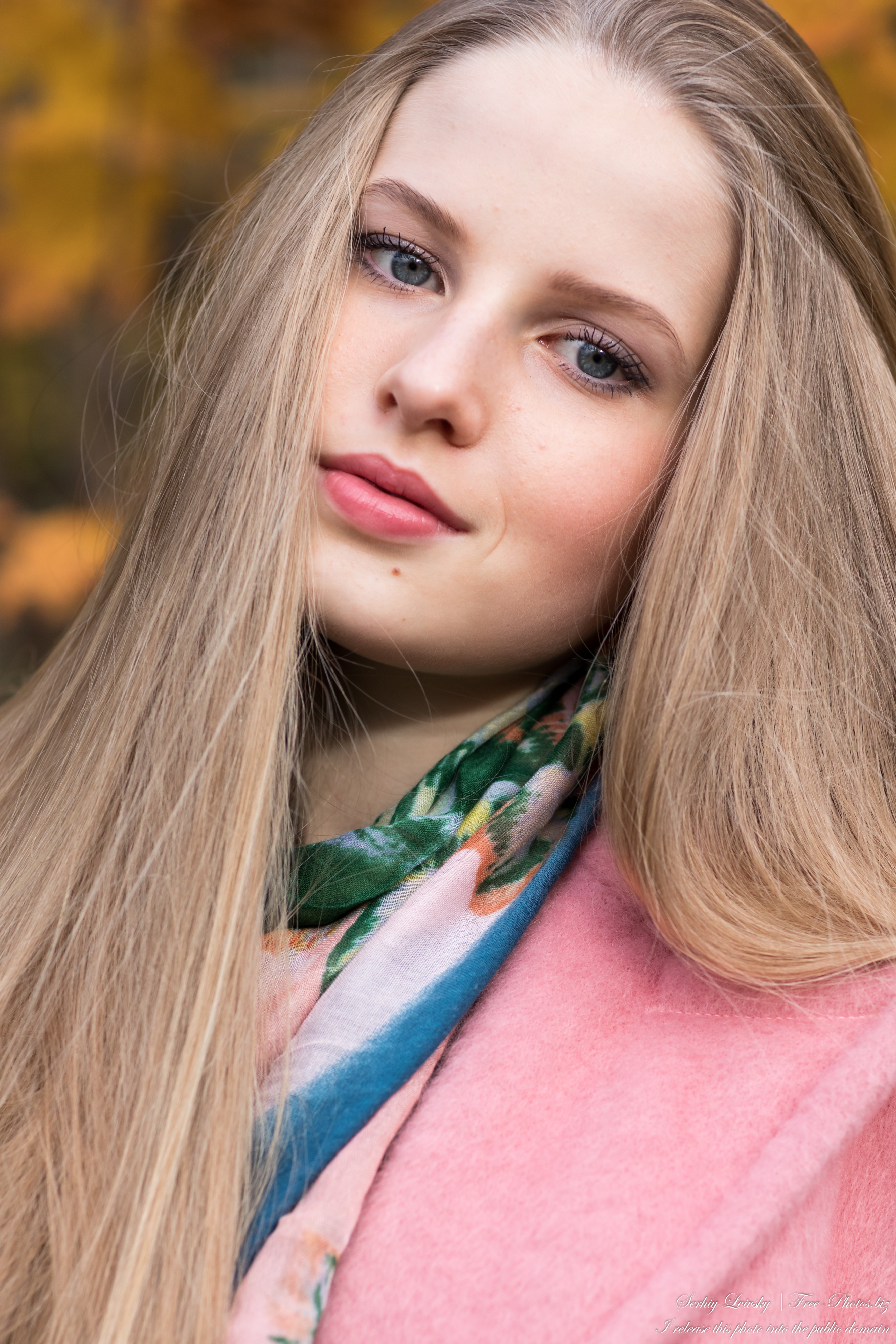 Diana  - an 18-year-old natural blonde girl photographed in October 2020 by Serhiy Lvivsky, picture 47