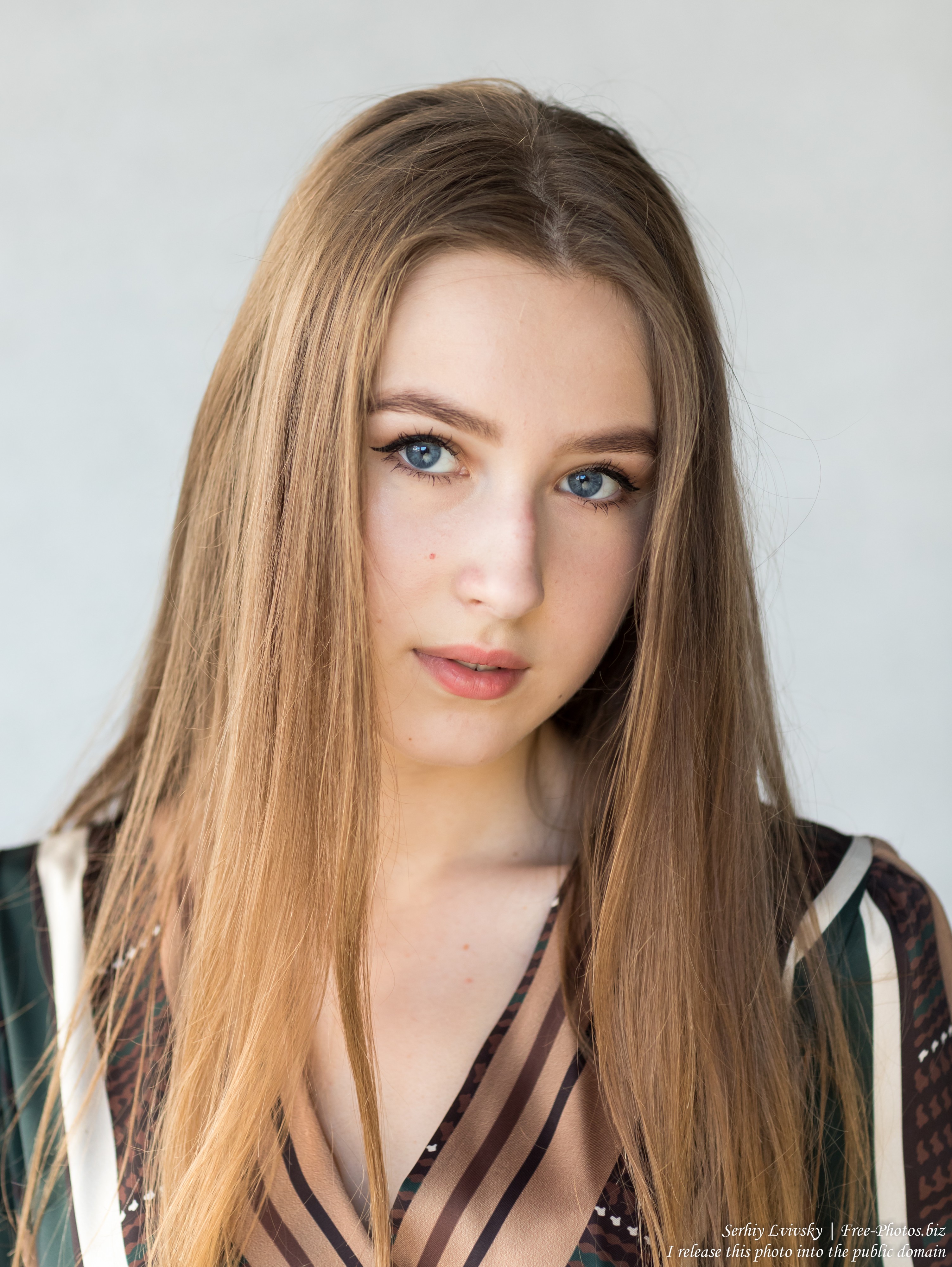 Vika - a 17-year-old girl with blue eyes and natural fair hair photographed in June 2019 by Serhiy Lvivsky, picture 8