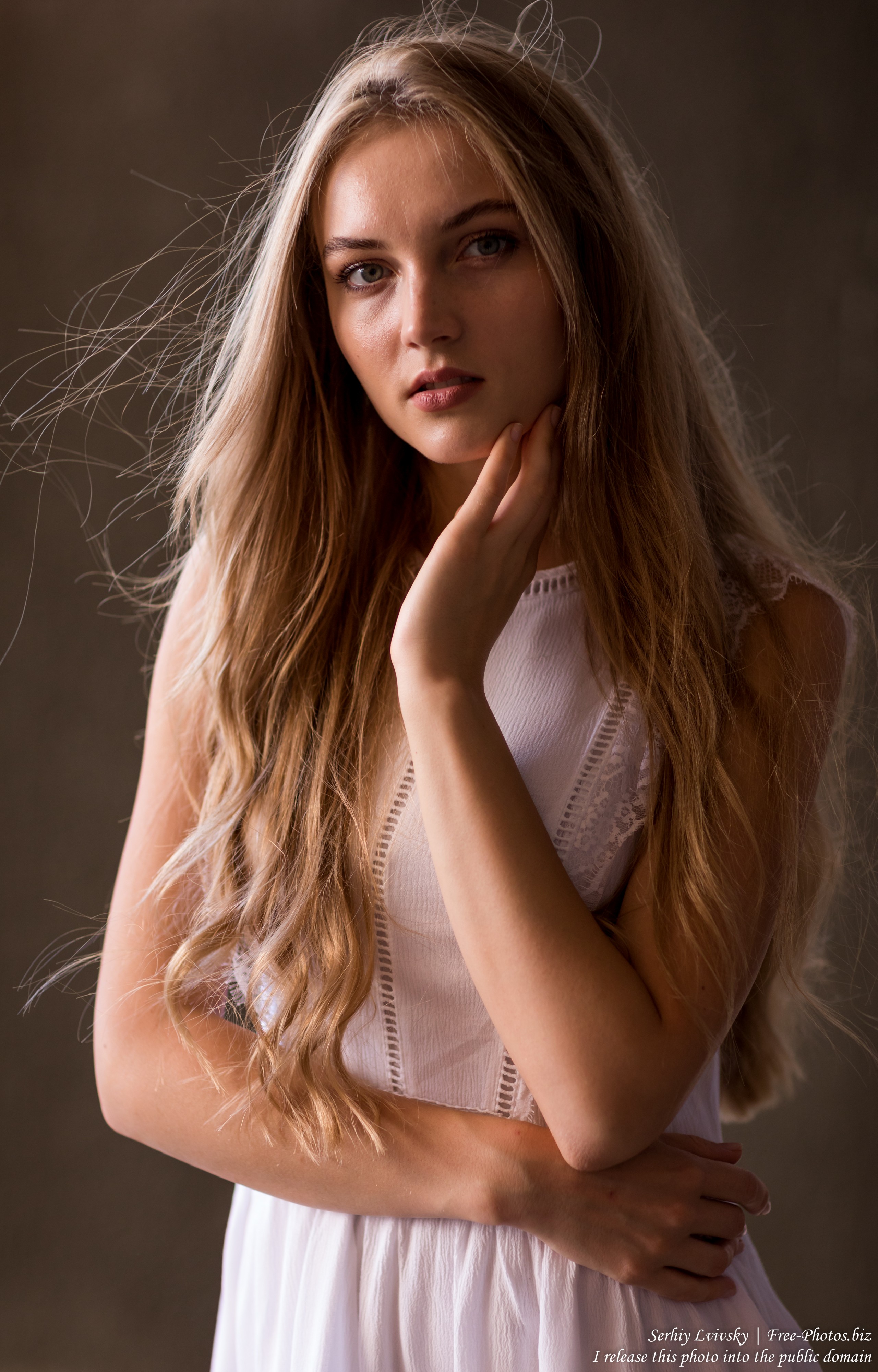 Yaryna - a 21-year-old natural blonde Catholic girl photographed in August 2019 by Serhiy Lvivsky, picture 14