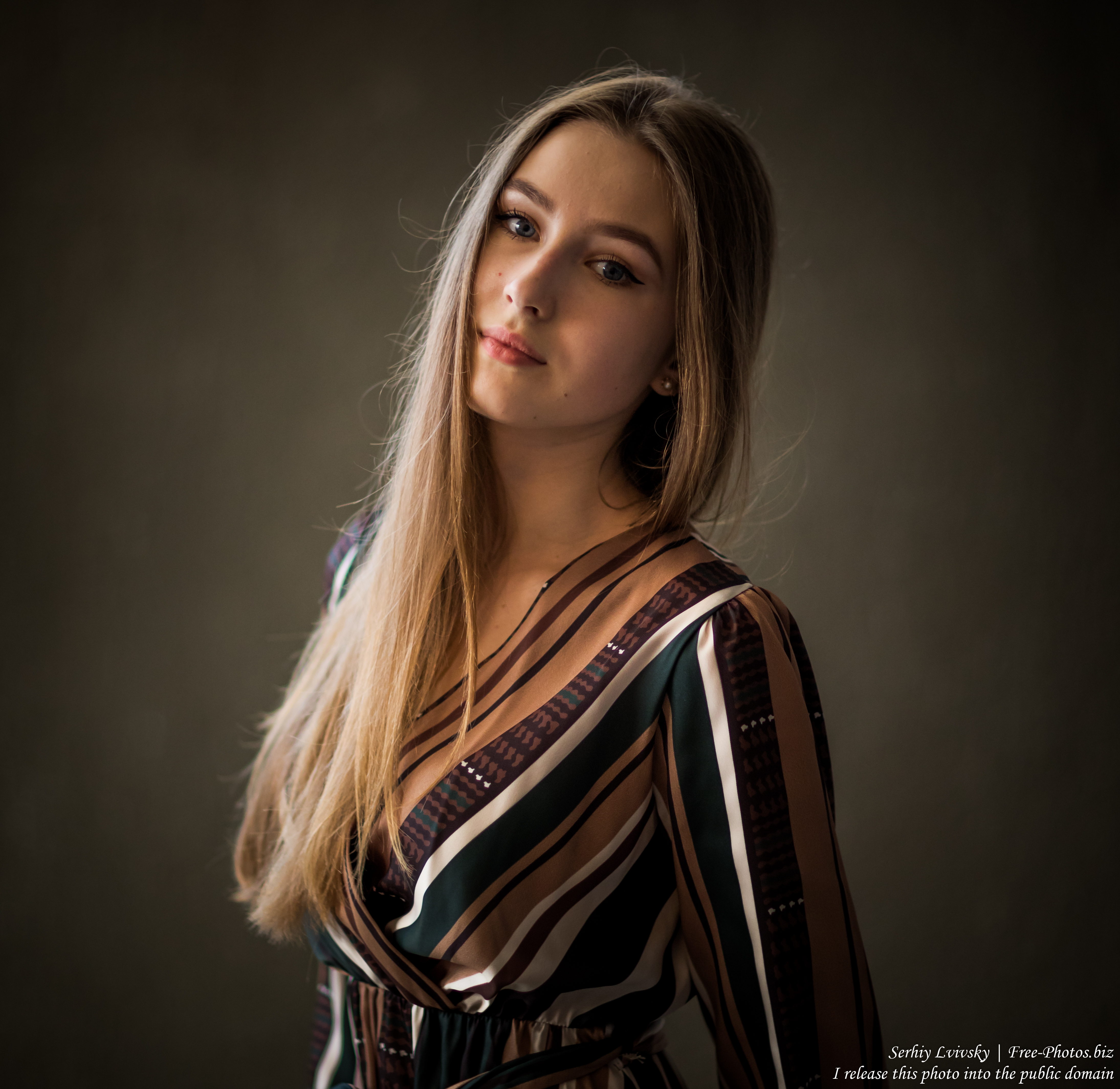Vika - a 17-year-old girl with blue eyes and natural fair hair photographed in June 2019 by Serhiy Lvivsky, picture 21
