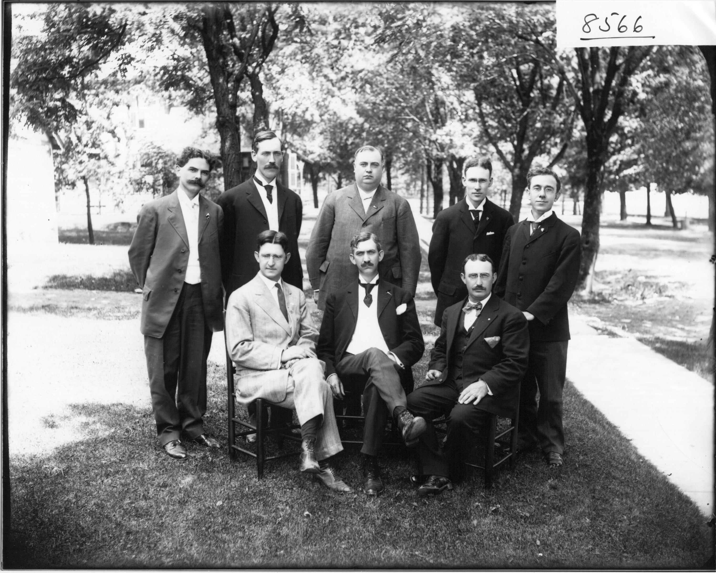 Miami University alumni on Alumni Weekend 1908 (3195520160)