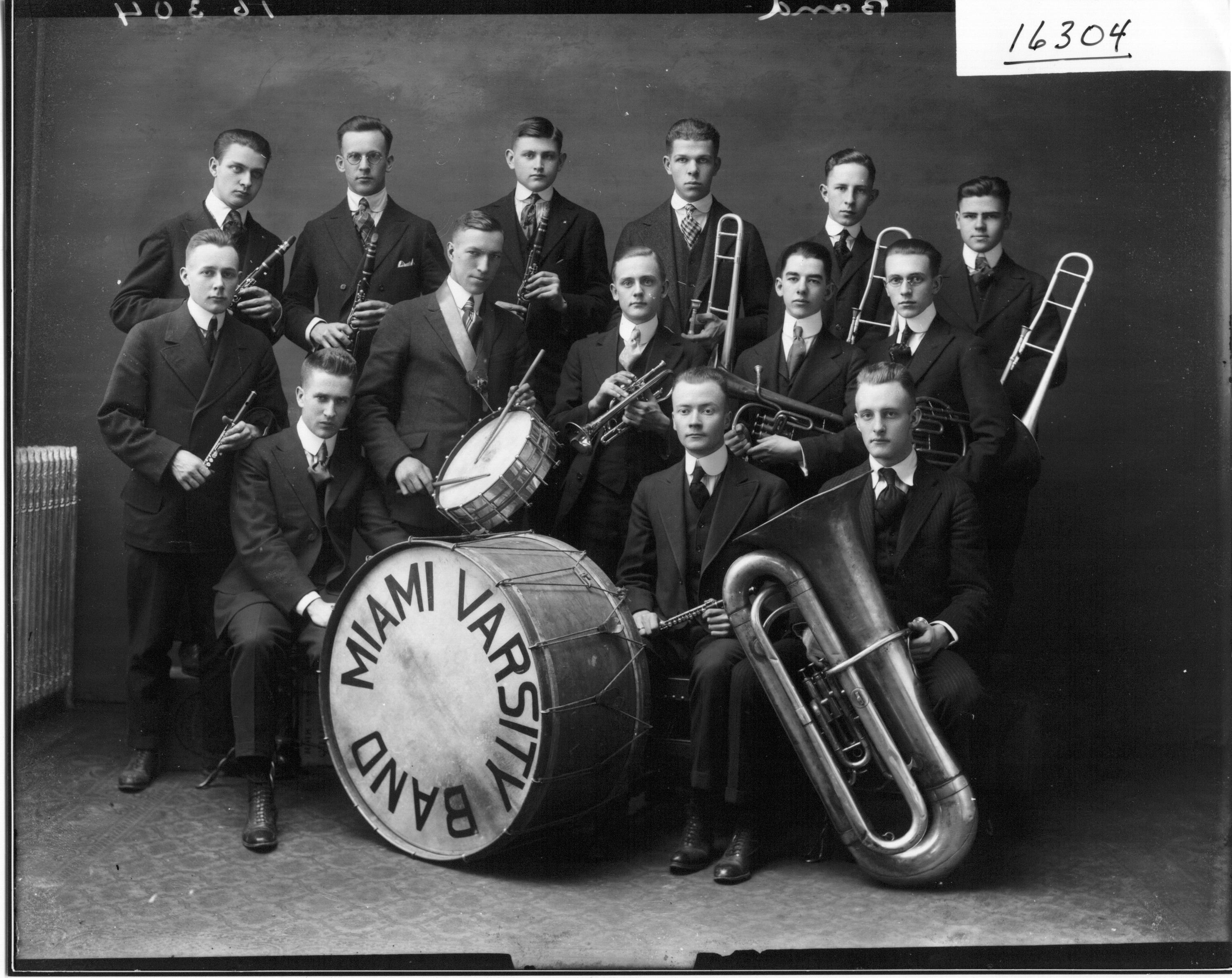 Miami Varsity Band with Instruments 1917 (3191660084)