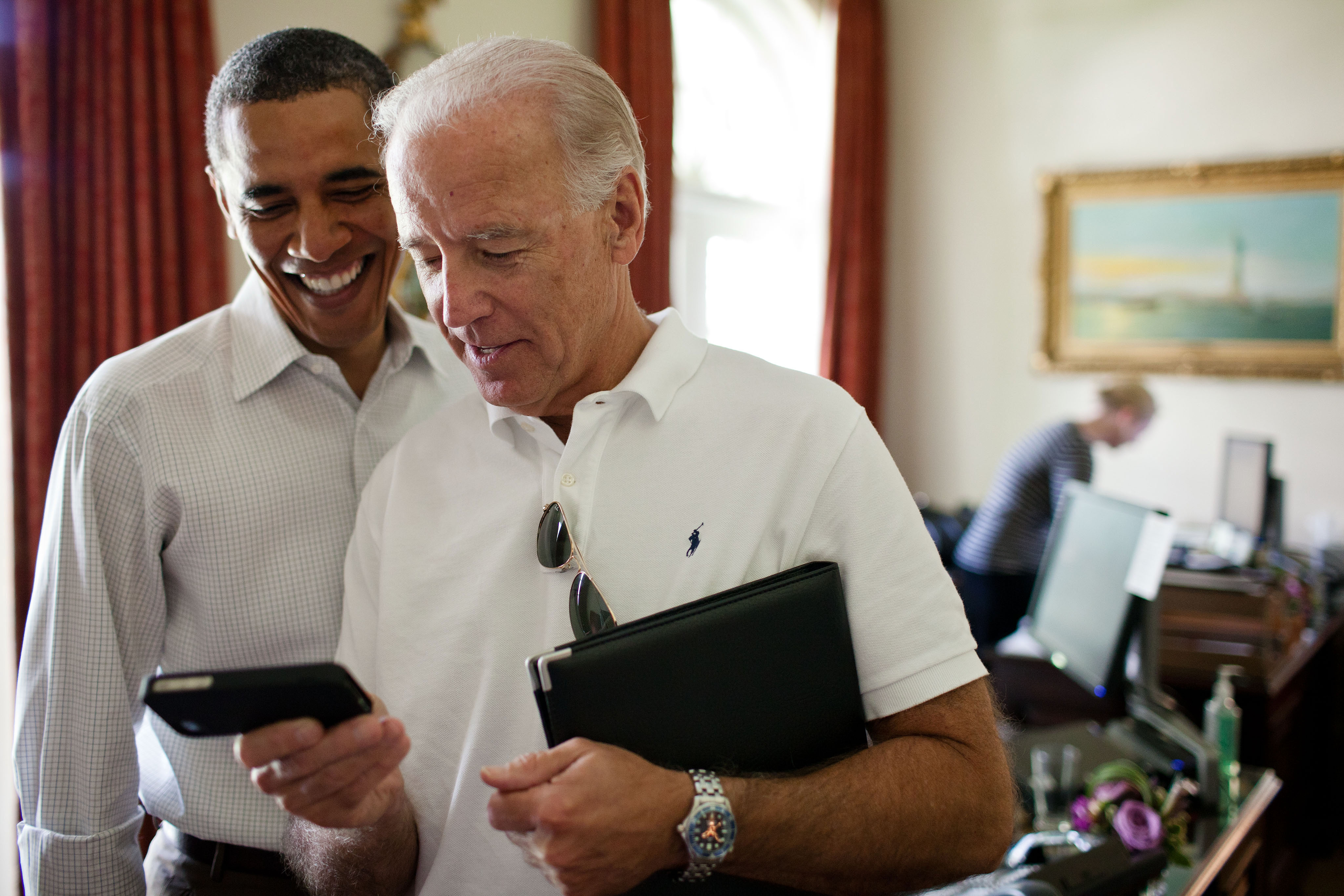 Obama and Biden and the iPhone