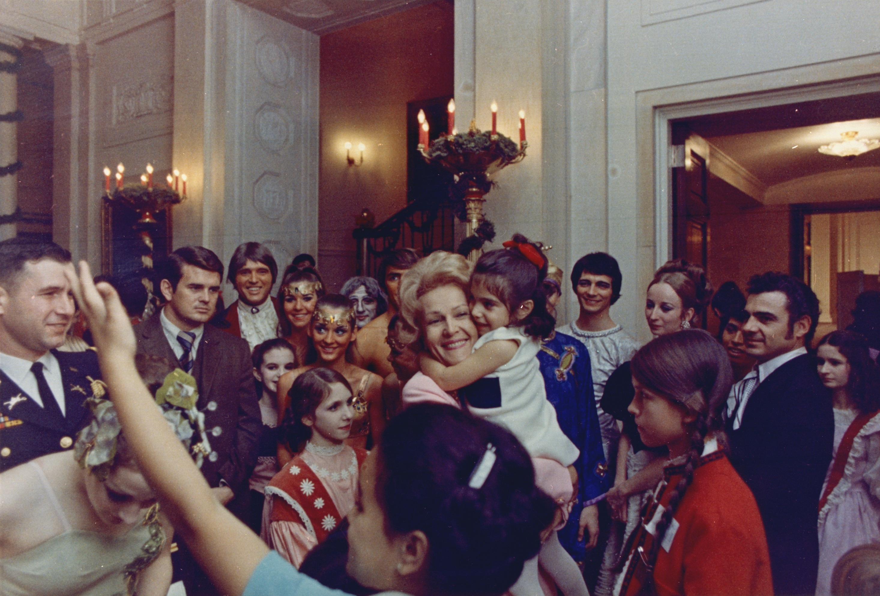 Pat Nixon greets White House visitors 1969