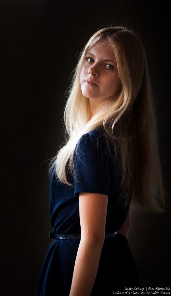 a preteen natural blond girl photographed in August 2016 by Serhiy Lvivsky, picture 4