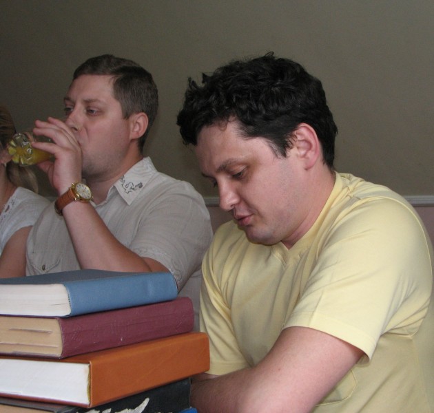 Men at a meeting of Catholic married couples, picture 15