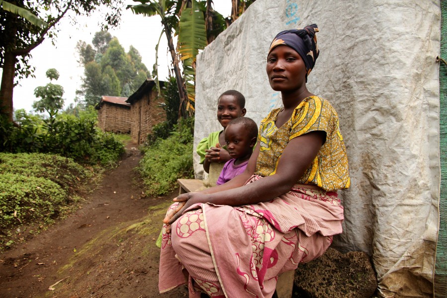 a single mother, North Kivu (12187611895)