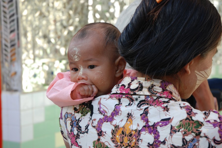 Woman with child Burma 1