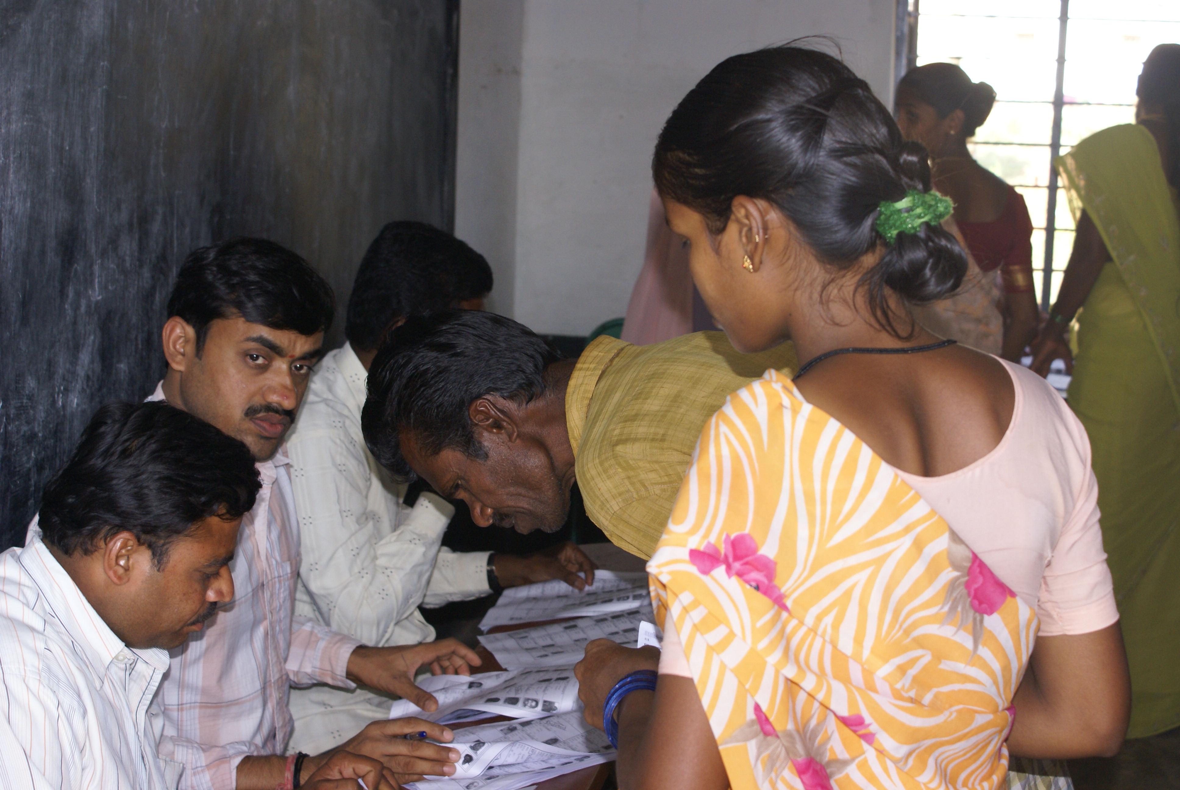 Rural polling station in Bangalore, 2009