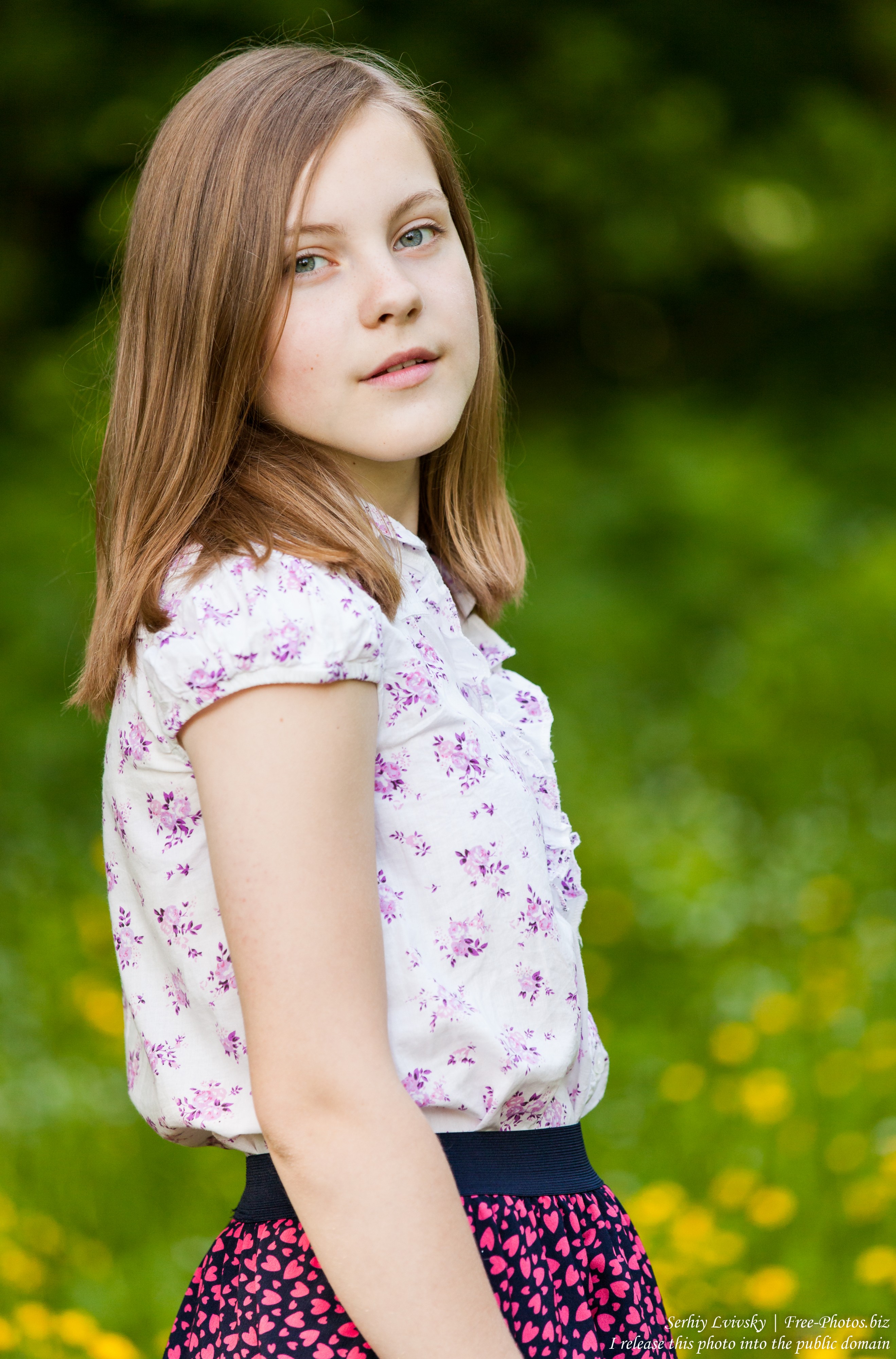 a 12-year-old Roman-Catholic girl photographed in June 2015, picture 14