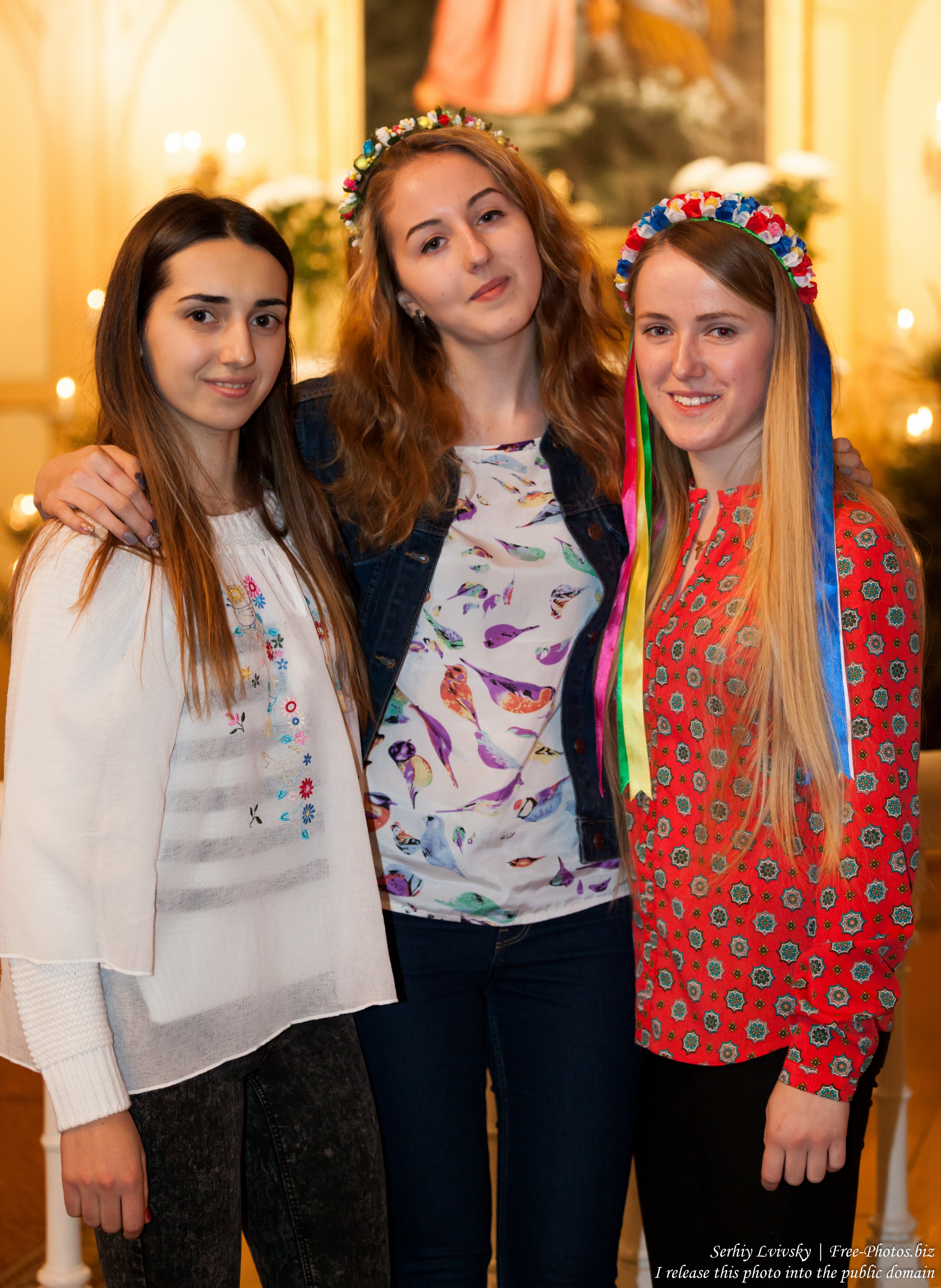 three pretty girls photographed at Taize Riga 2016 meeting, picture 2