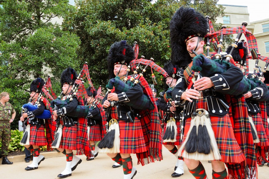 US Army 51777 Pipes and Drums