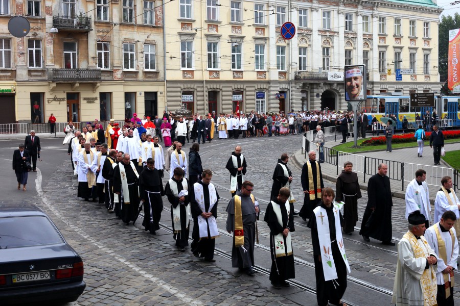 a Catholic procession during a celebration, picture 2