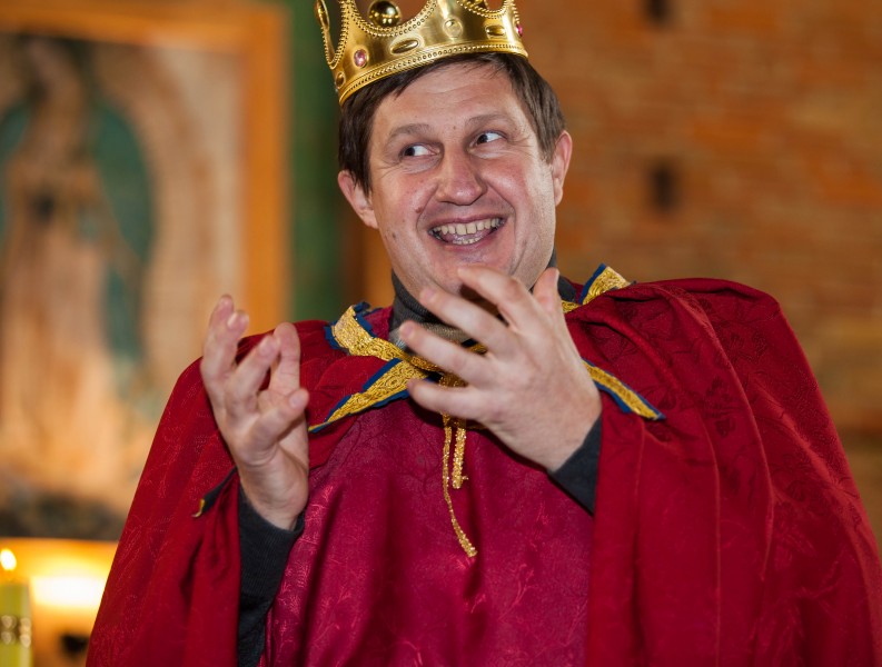 a man playing the role of king Herod in a church in December 2013, picture 2/3