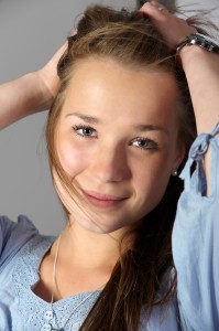 Woman in blue shirt on August 2009 01