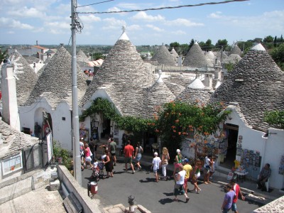 Free photo of Alberobello. This small town in the south io Italy is famous for its trulli buildings. It also has relics of saint Cosma and Damiano.<br>Name of photo's author: Free-Photos.biz<br>This photo was taken in: Alberobello, Italy