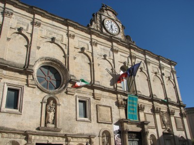 Free photo of Matera town, Italy. Matera preserves a large and diverse collection of buildings related to the Christian faith, including a large number of rupestrian churches carved from the soft volcanic rock of the region. These churches, which are also found in the neighboring region of Puglia, were listed in the 1998 World Monuments Watch by the World Monuments Fund. The Passion of the Christ movie was taped in Matera.<br>Name of photo's author: Free-Photos.biz<br>This photo was taken in: Matera, Italy