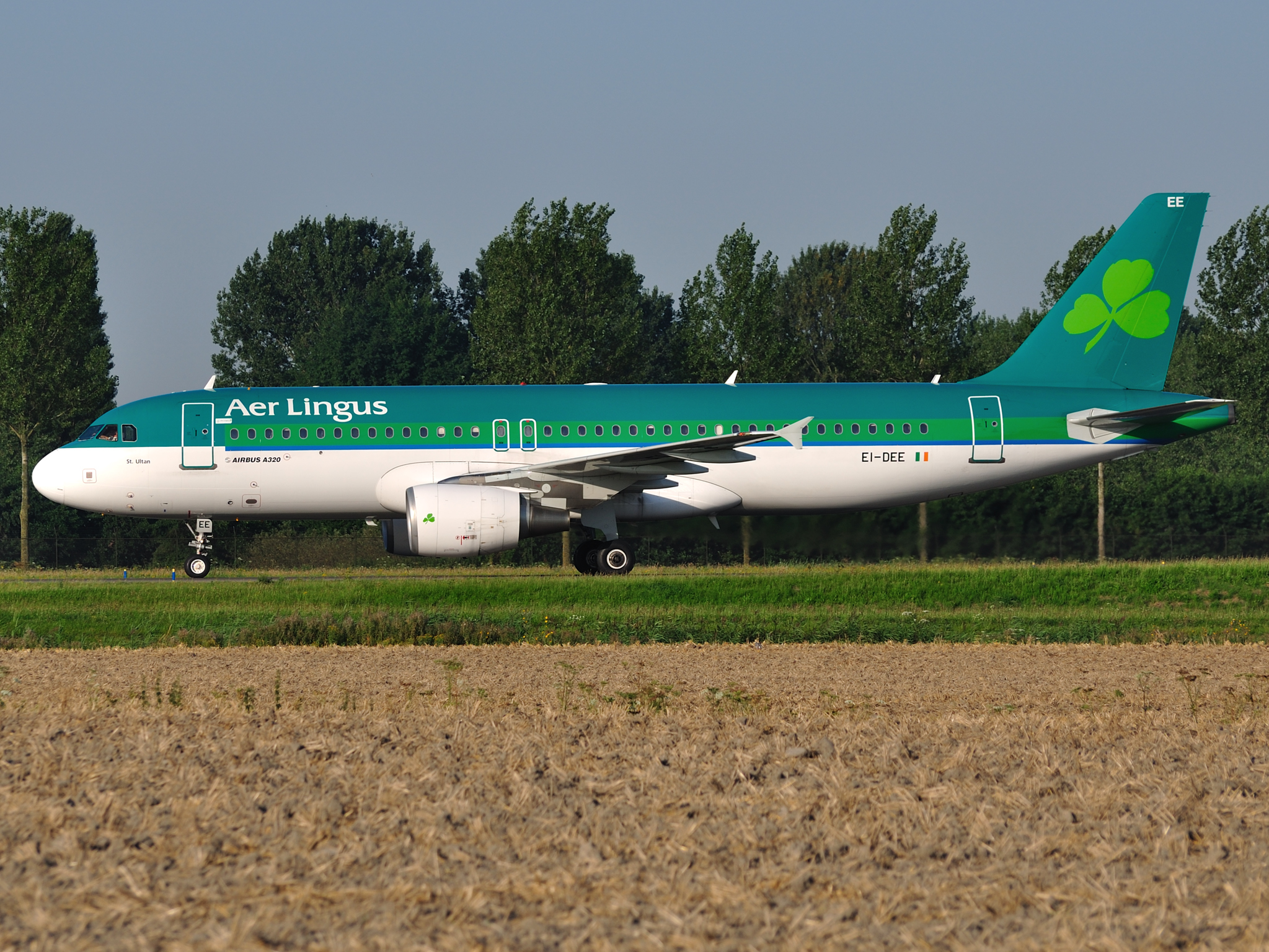 Aer Lingus A320-200 EI-DEE