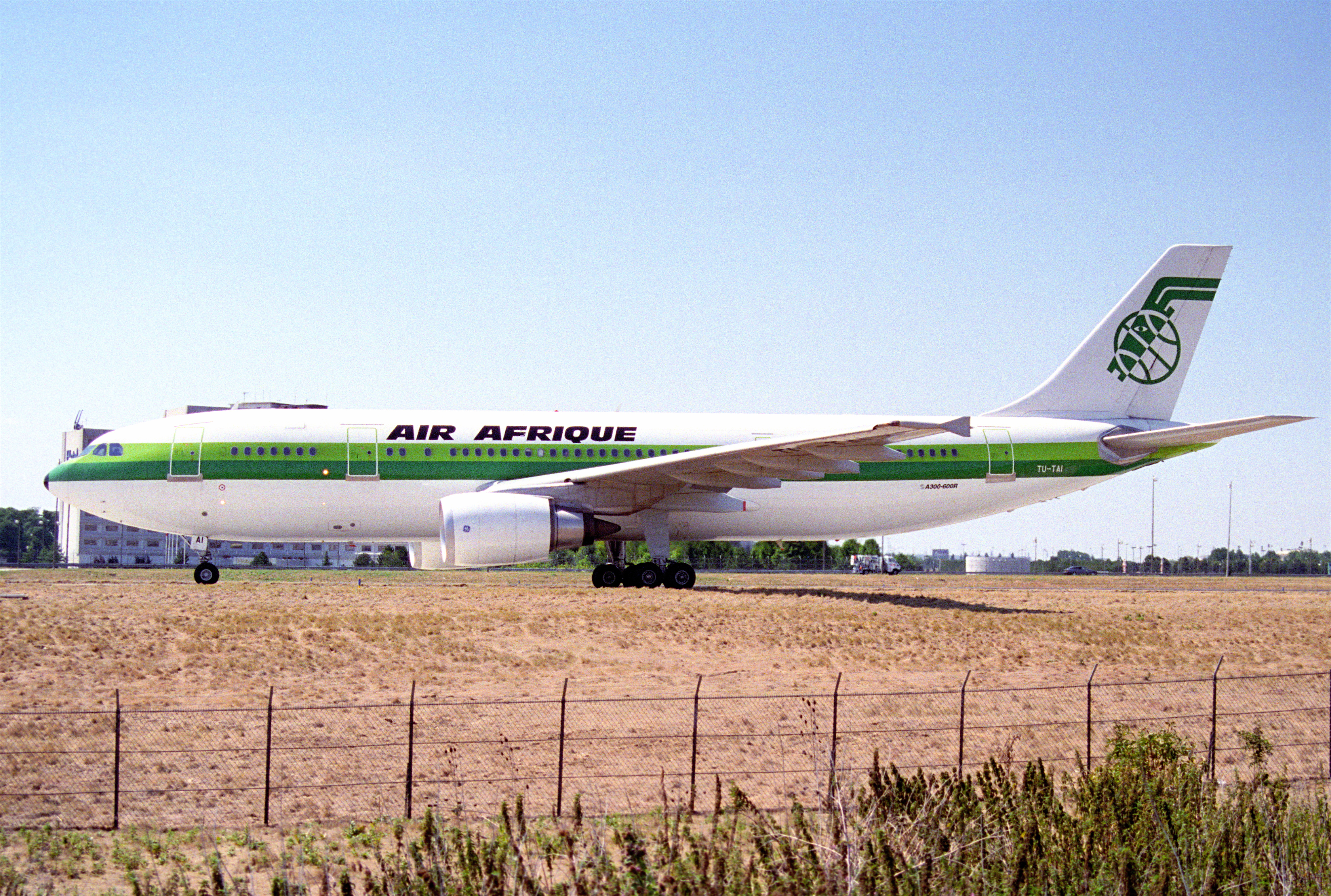Air Afrique Airbus A300-605R; TU-TAI@CDG;04.08.1996 (5491319753)