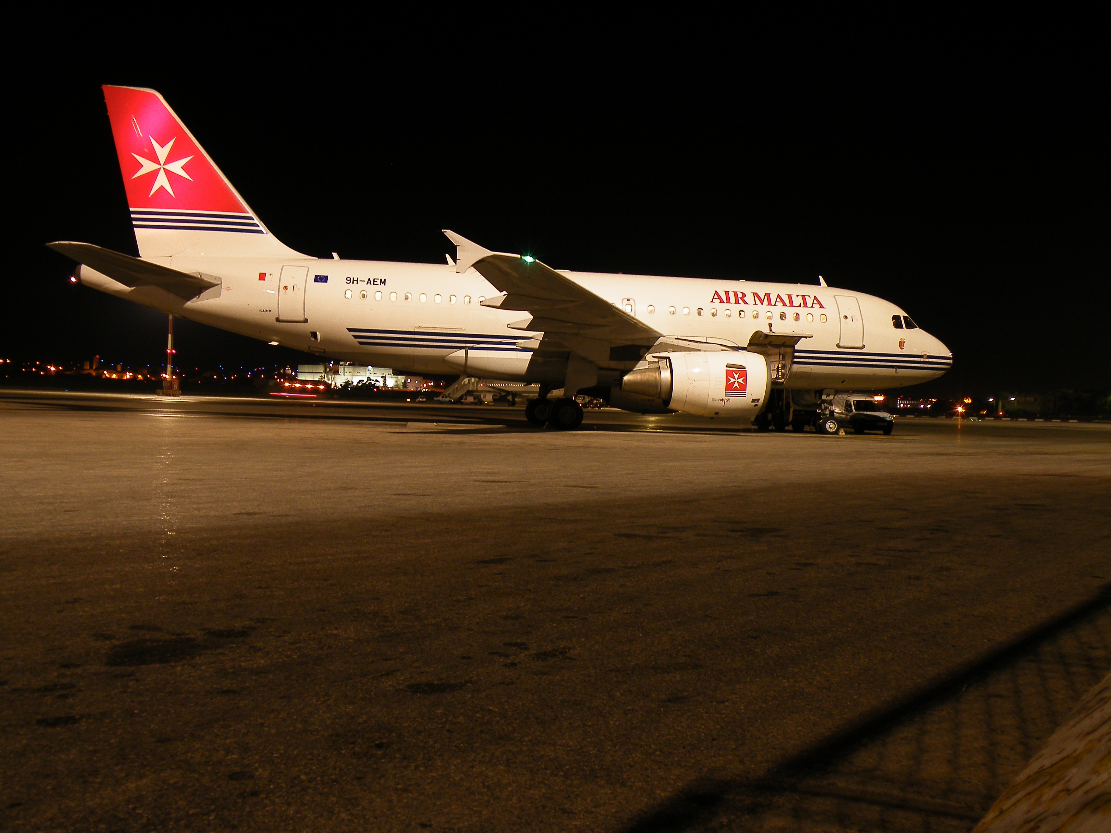 Air Malta 9H-AEM A319 Luqa Airport