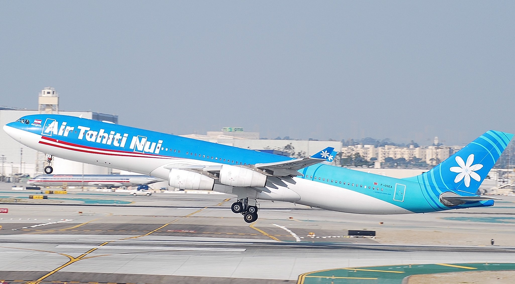 AIR TAHITI NUI A340-300 (2151505346)