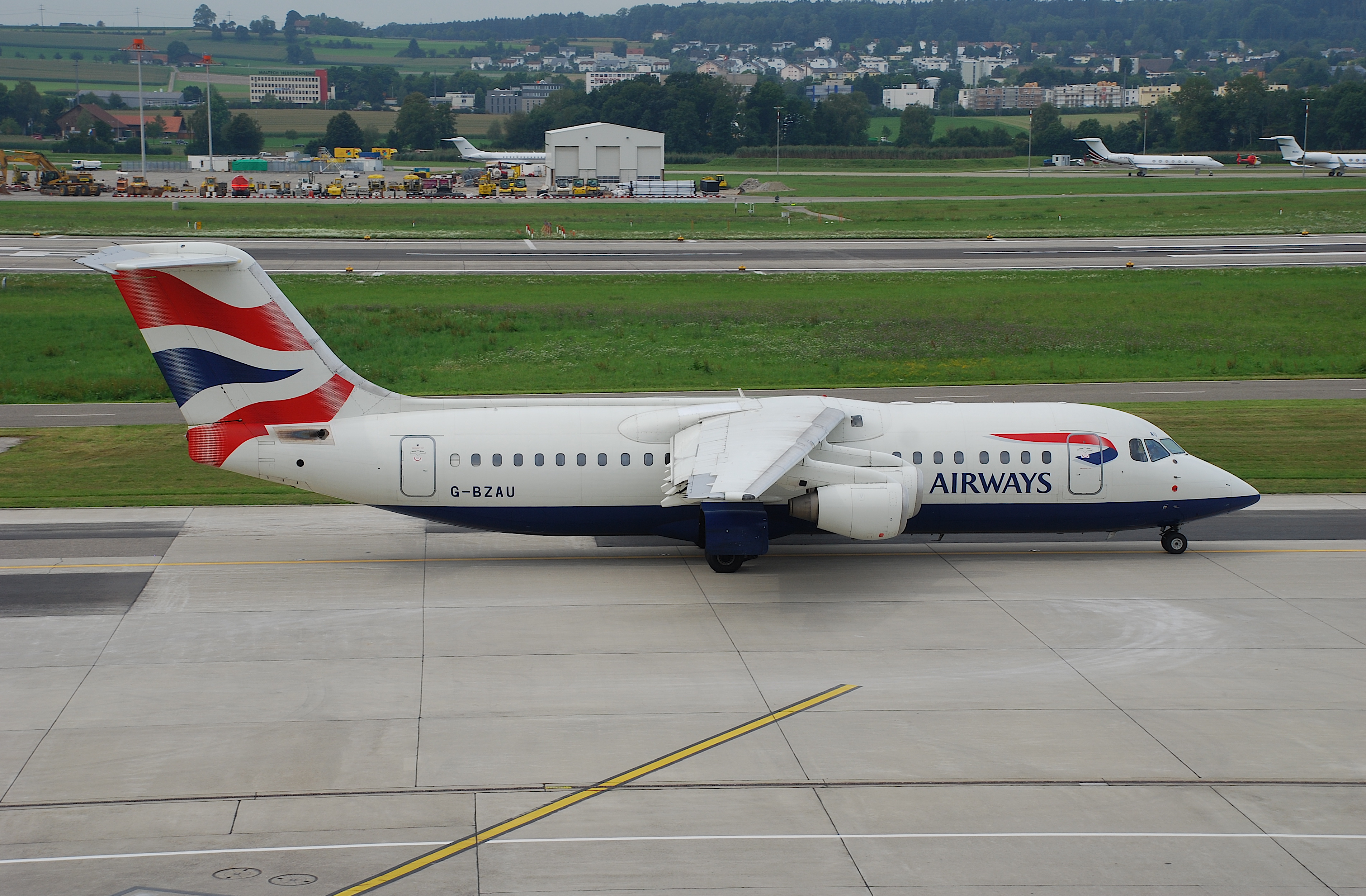 British Airways Avro RJ 100, G-BZAU@ZRH,22.08.2008-527dy - Flickr - Aero Icarus