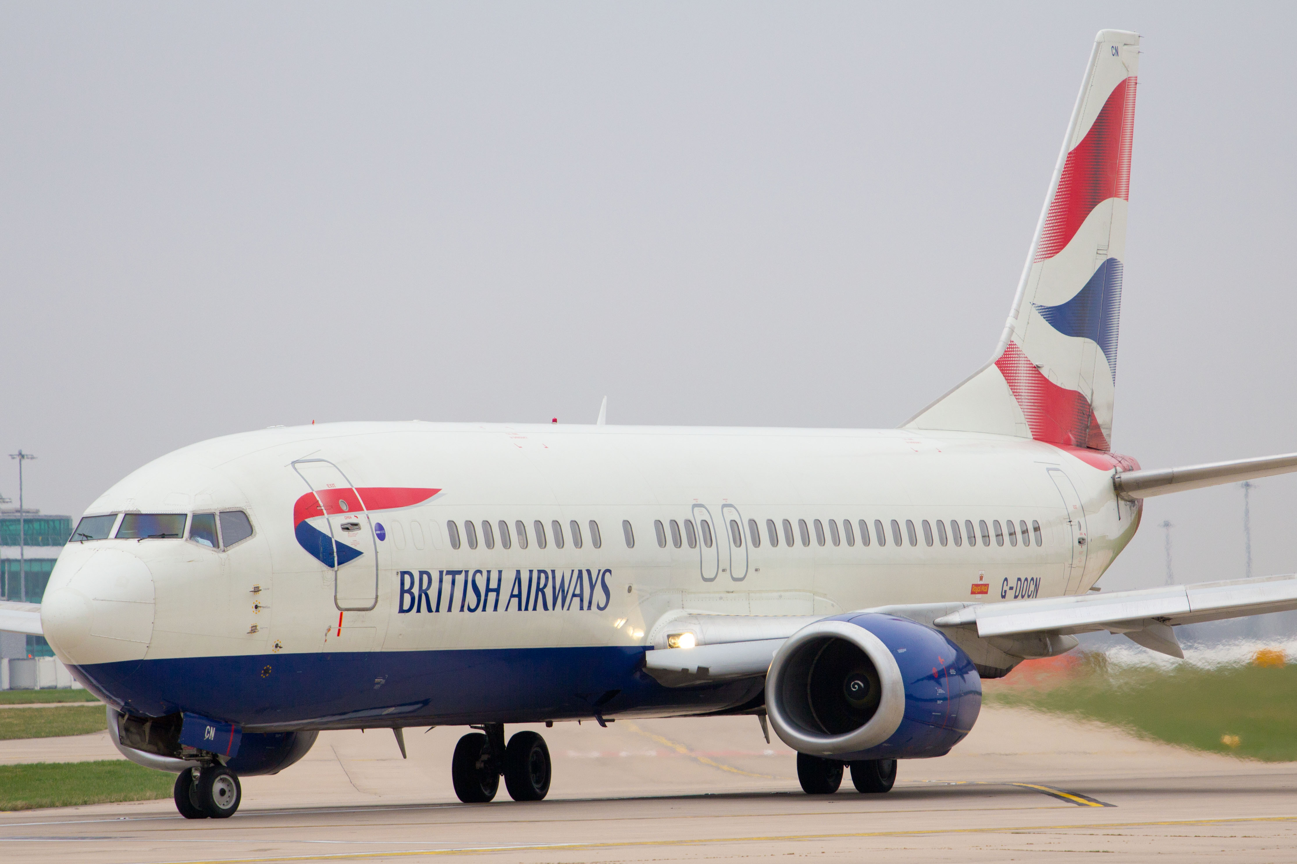 British Airways B737 G-DOCN (7916183162)
