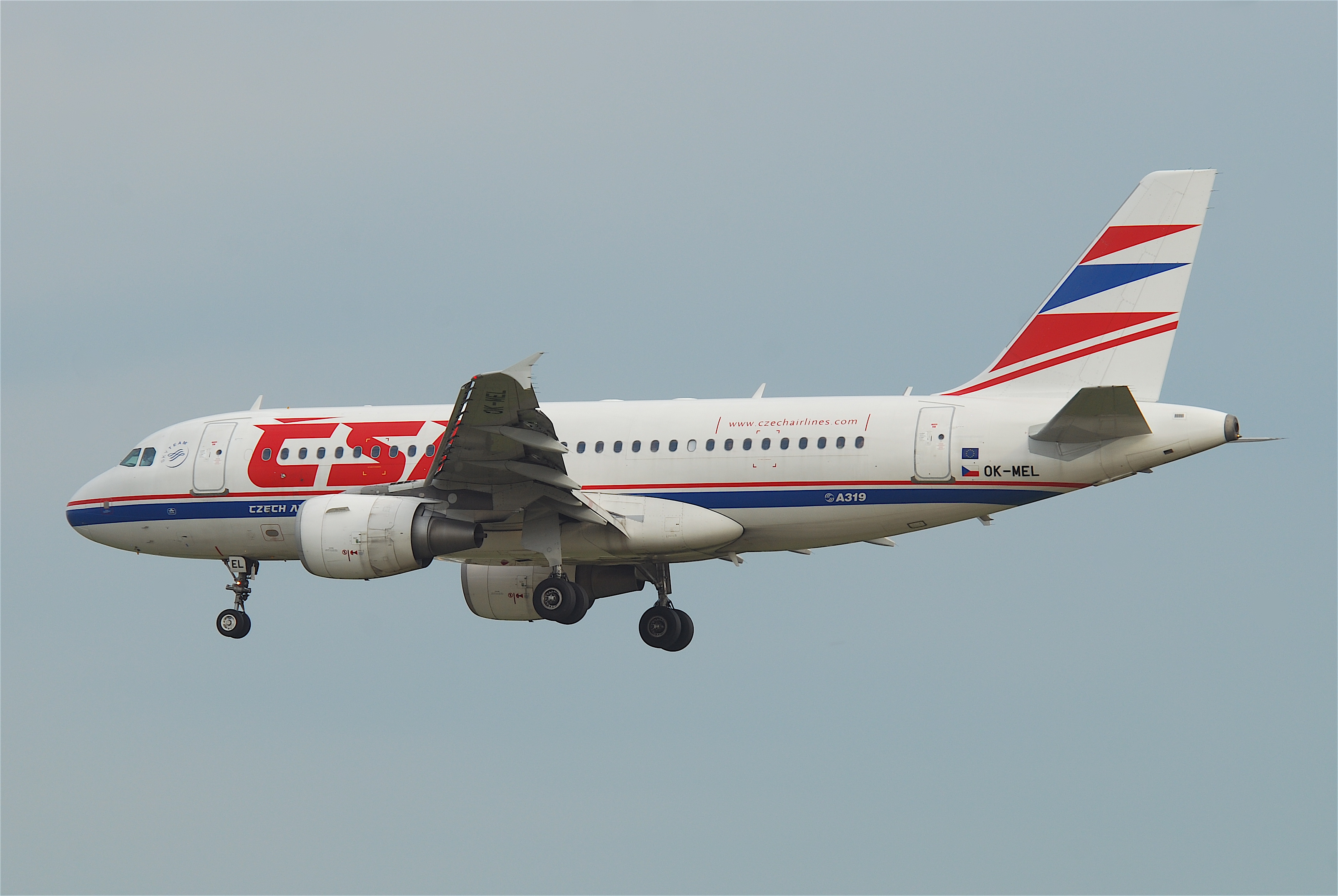 CSA Czech Airlines Airbus A319-112; OK-MEL@FRA;06.07.2011 603af (5912125007)