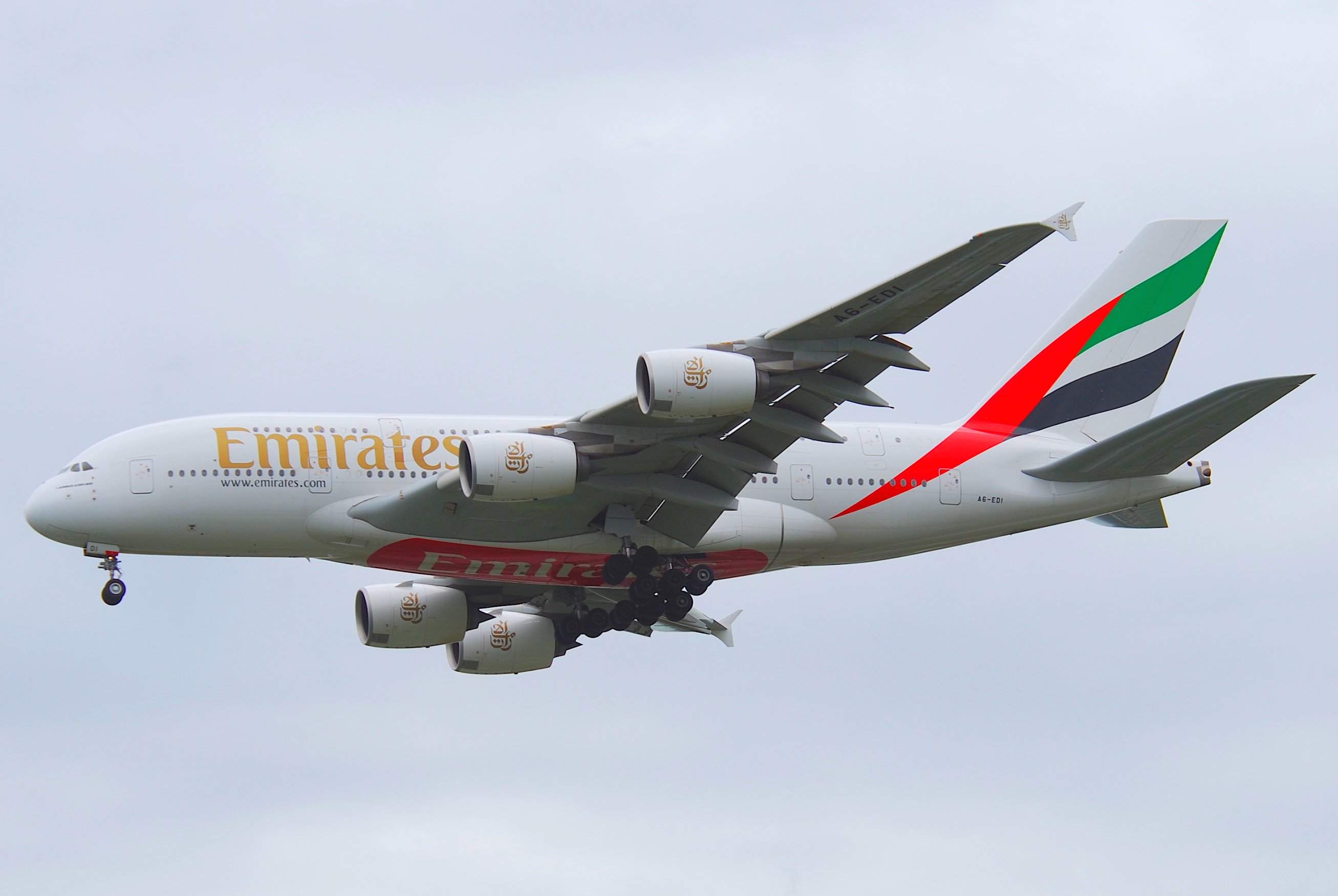 Emirates Airbus A380-861; A6-EDI@BKK;30.07.2011 613kg (6041963375)