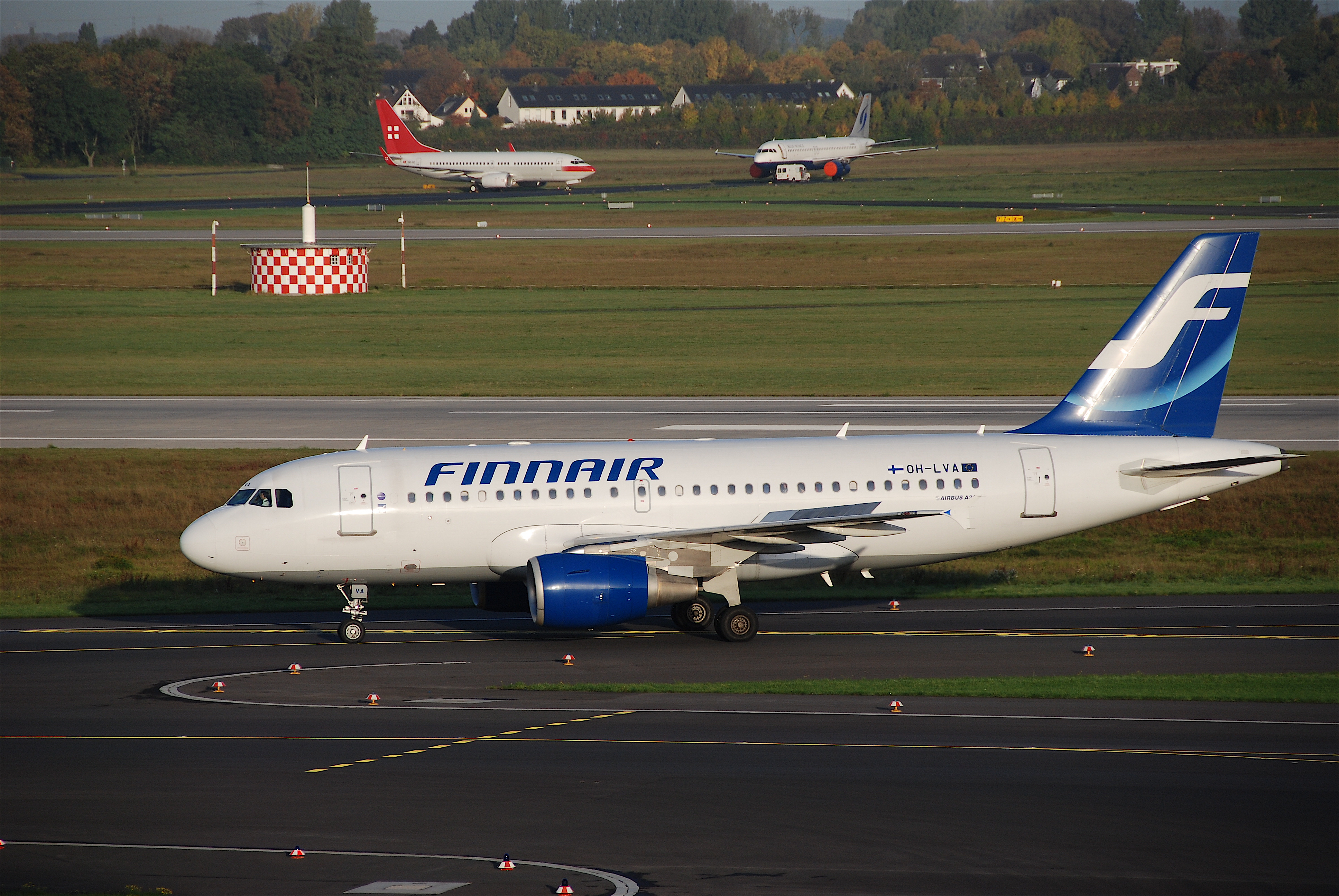 Finnair Airbus A319-112, OH-LVA@DUS,13.10.2009-558ac - Flickr - Aero Icarus