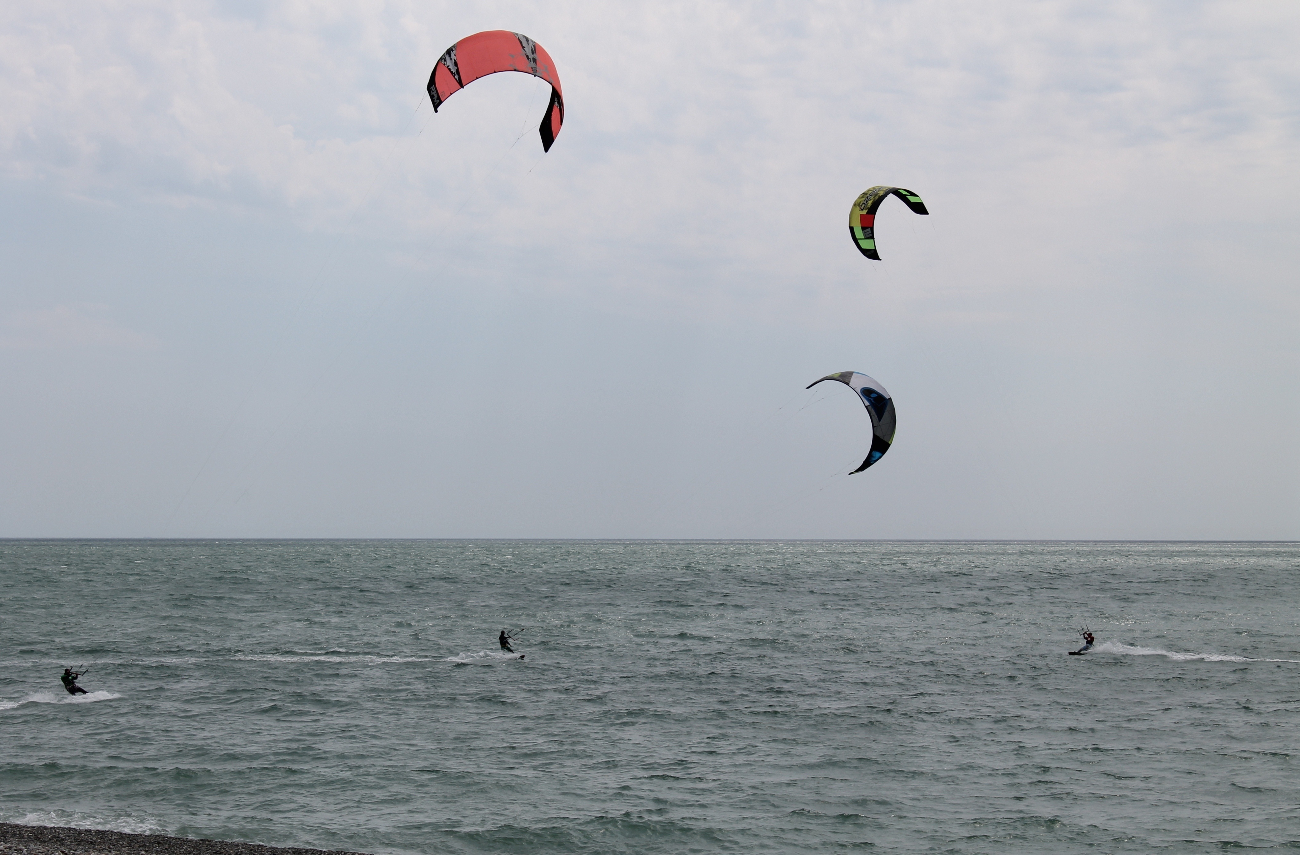 Kitesurfing in Sochi