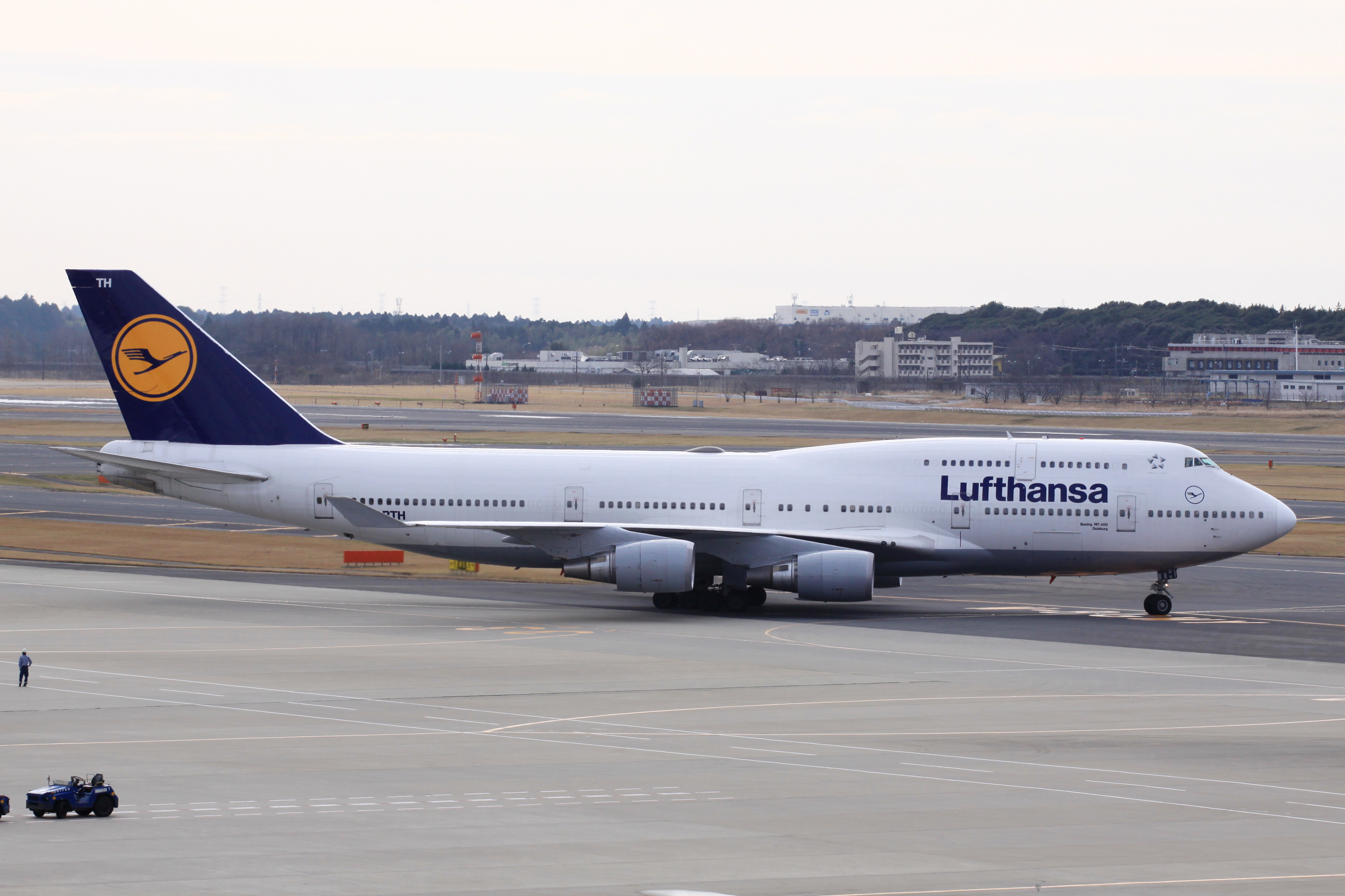 Lufthansa B747-400M(D-ABTH) (4180866199)