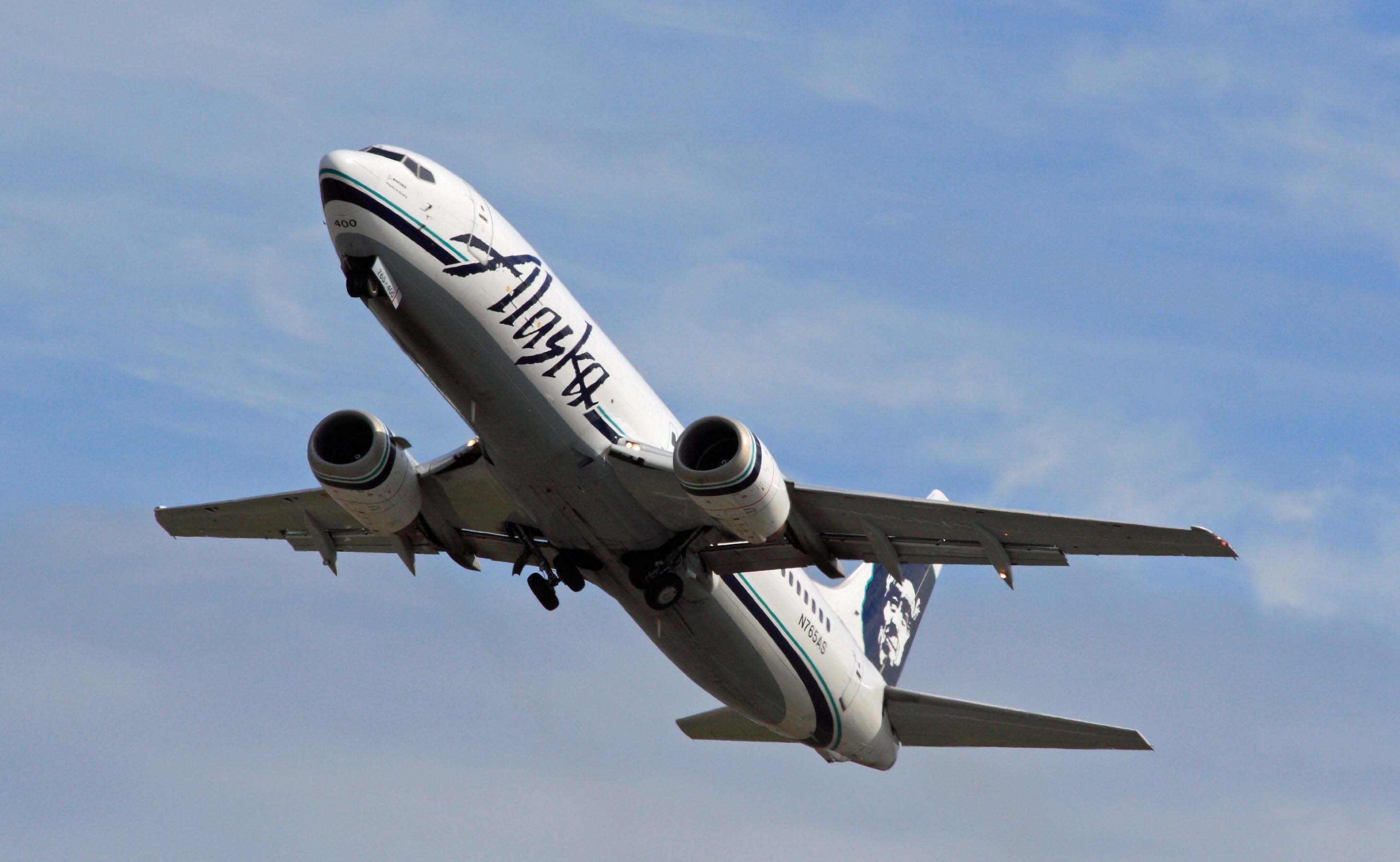 Our work horse, an Alaska Airlines 737, lifting off from ANC (6479964435)