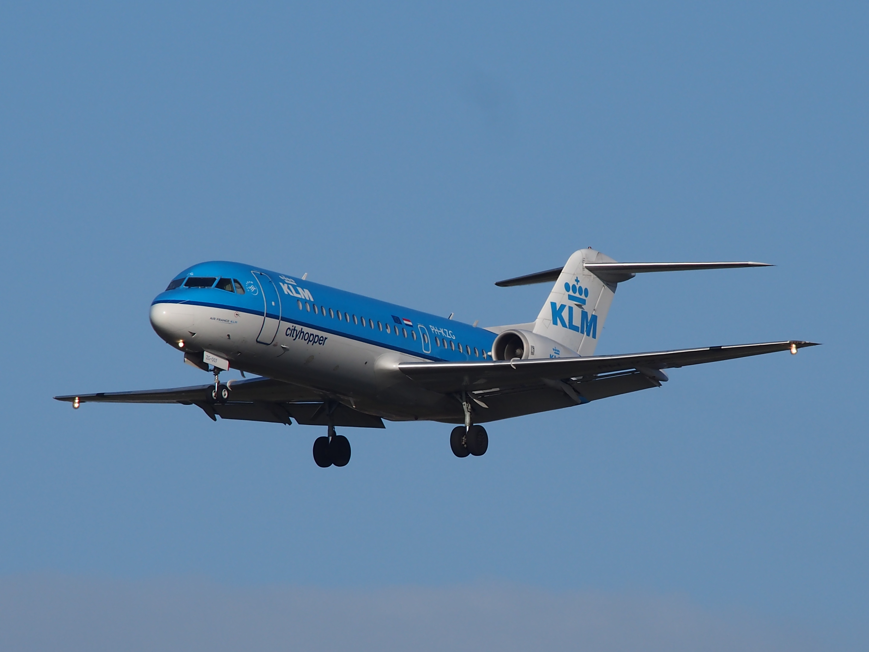 PH-KZG, landing at Schiphol on 2Feb2014 pic15