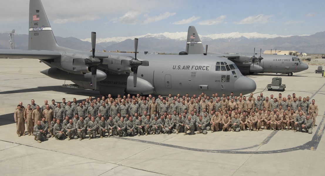123rd Airlift Wing personnel with C-130Hs Afghanistan 2009