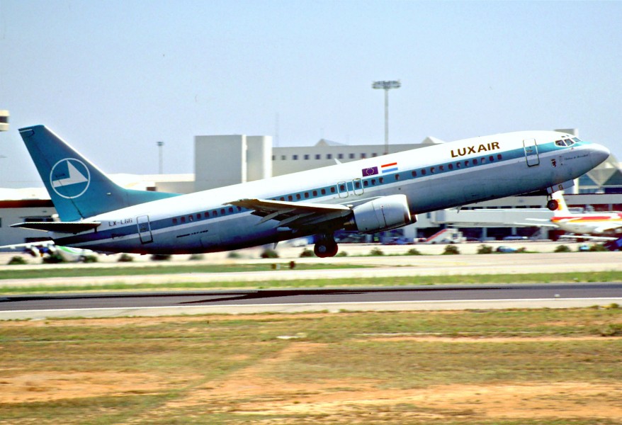 185ef - Luxair Boeing 737-4C9; LX-LGG@PMI;17.08.2002 (6169243733)