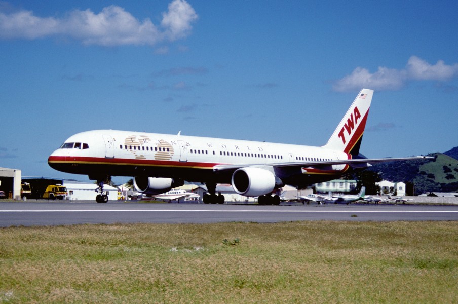 45ao - TWA Boeing 757-2Q8; N710TW@SXM;31.01.1999 (5163732389)