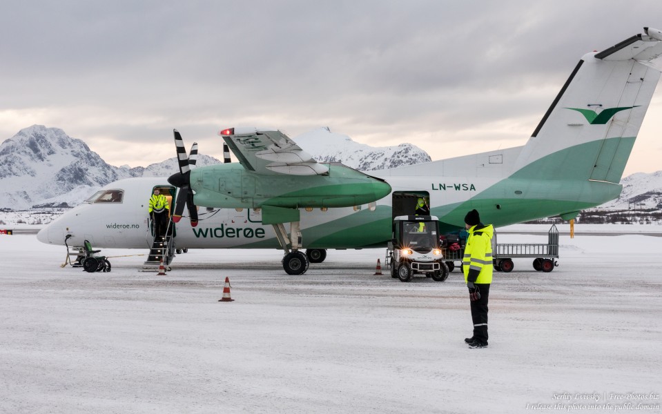 a Widerøe airplane in Norway in February 2020, photographed by Serhiy Lvivsky, picture 1