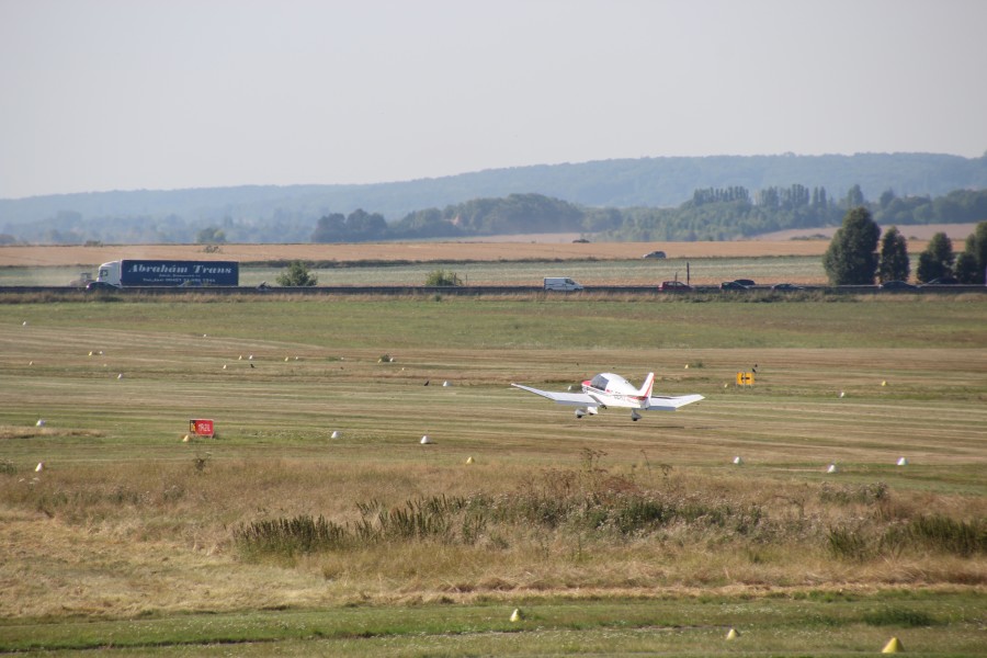 Aérodrome de Saint-Cyr-l'École en 2013 - 10