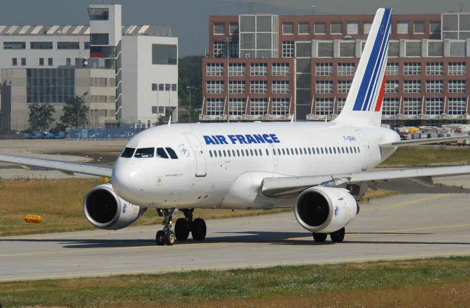 Air France Airbus A319-111; F-GRHH@FRA;09.07.2010 581ef (4781059665)