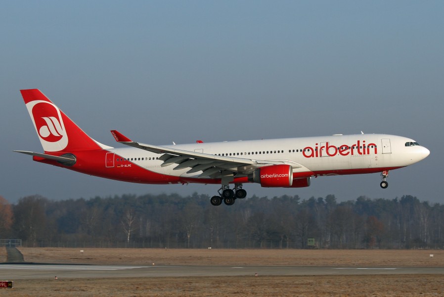 Airbus A330-223 Air Berlin D-ALPE
