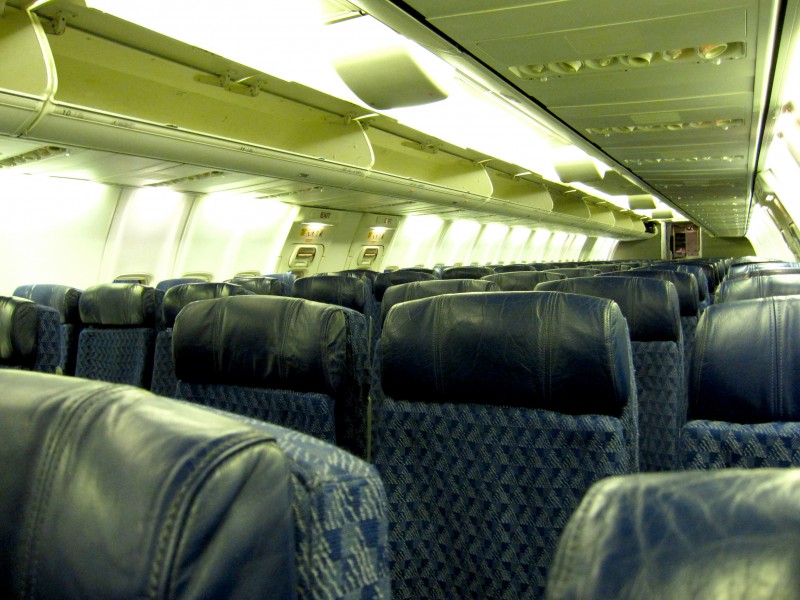 American Airlines.Boeing 737-800.Cabin.2010